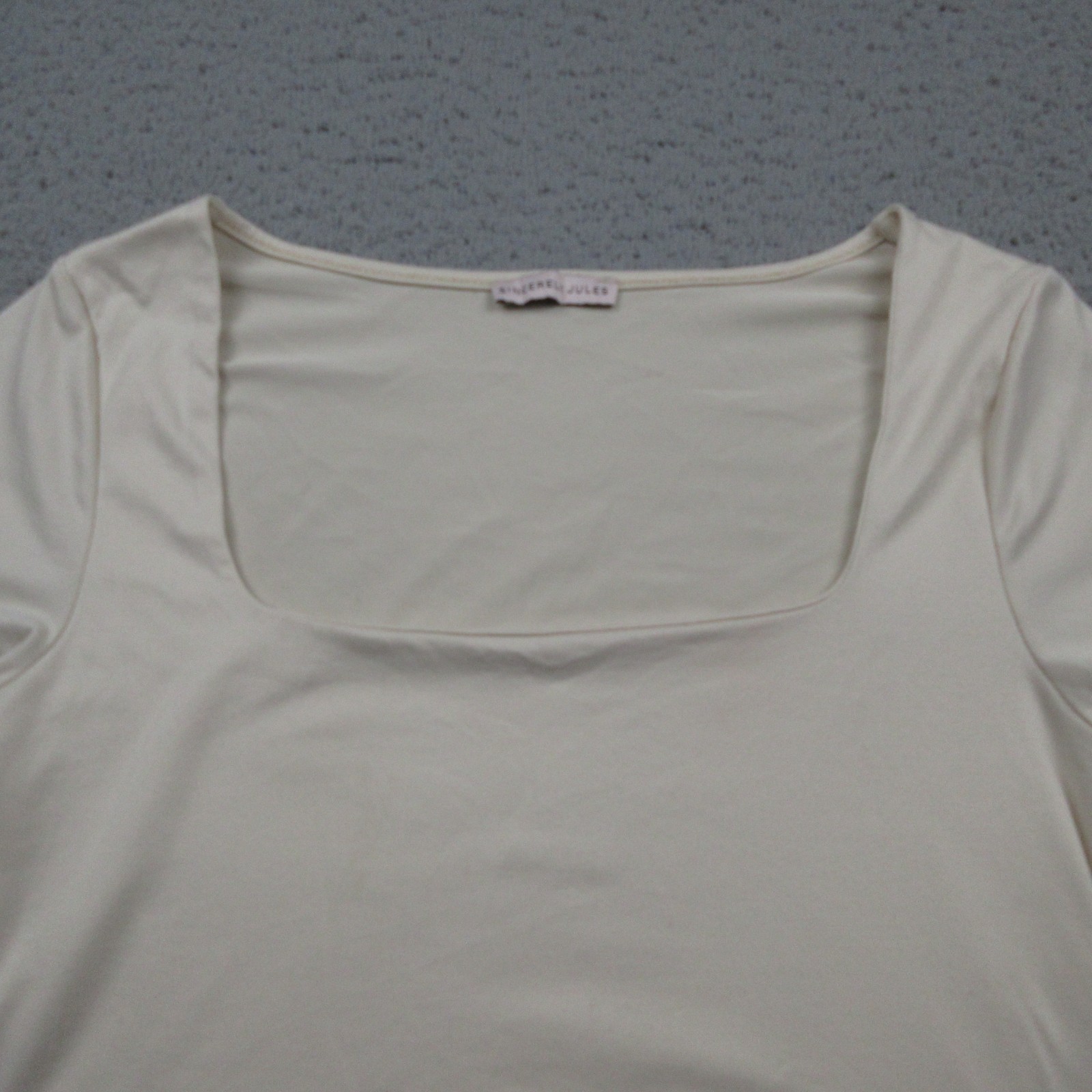 Sincerely Jules Top Womens Medium Short Sleeve