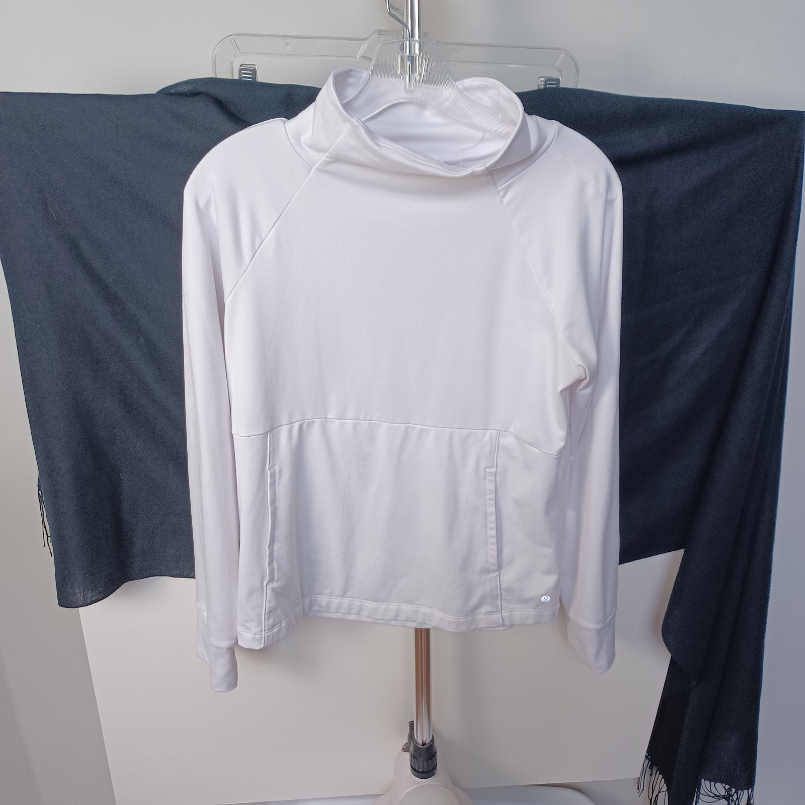 Layer 8 Womens S White Mock Neck Pullover Sweatshirt Activewear Kangaroo Pocket