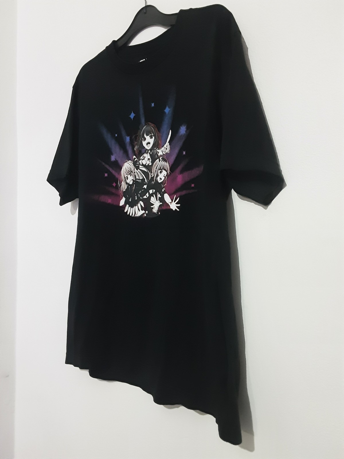 UniQlo UT Oshi-No-Ko B-Komachi Anime/Manga Idol Group Adults Size Medium T-Shirt