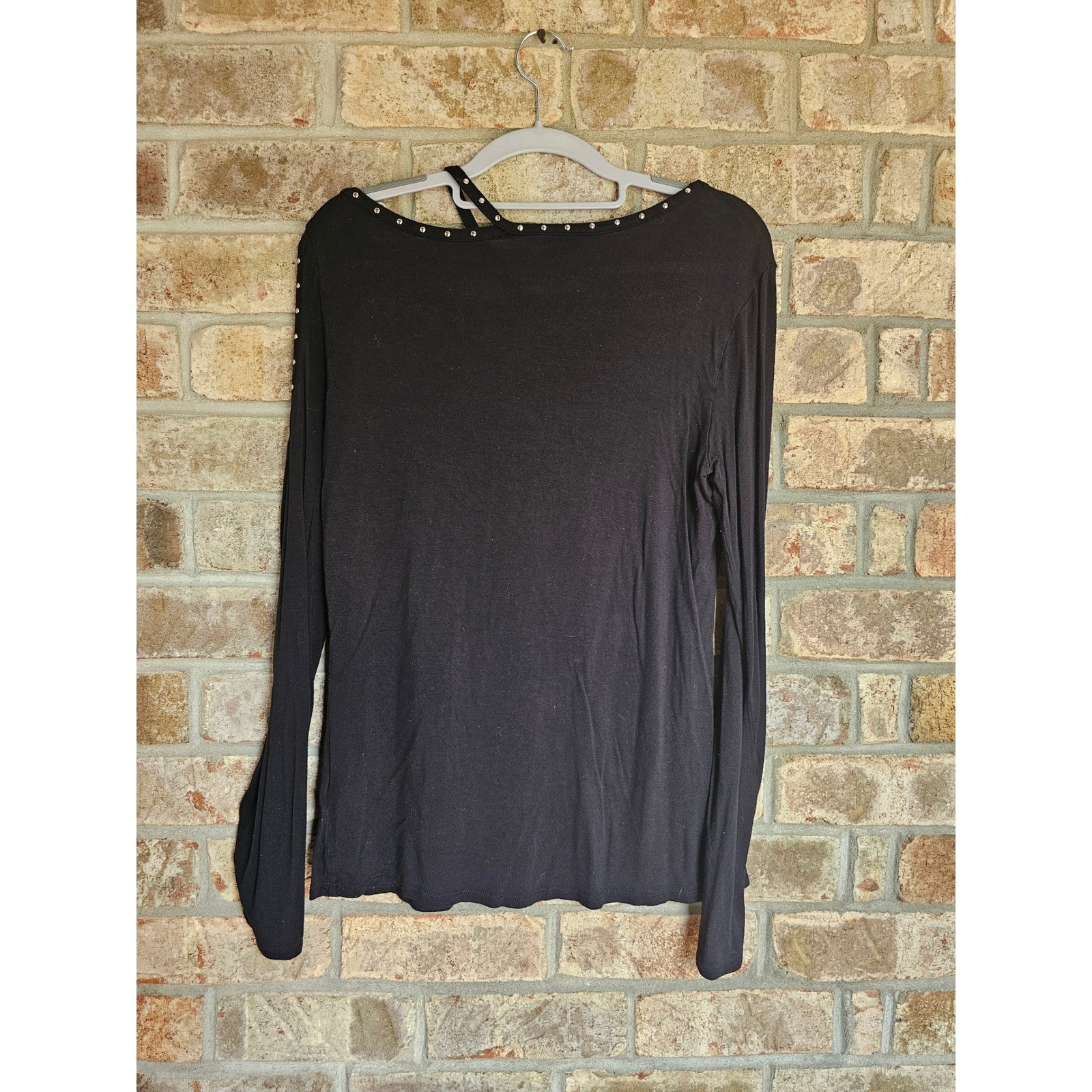 Rock & Republic Cold Shoulder Top Wmns M Black Studded Long Sleeve Strappy Edgy