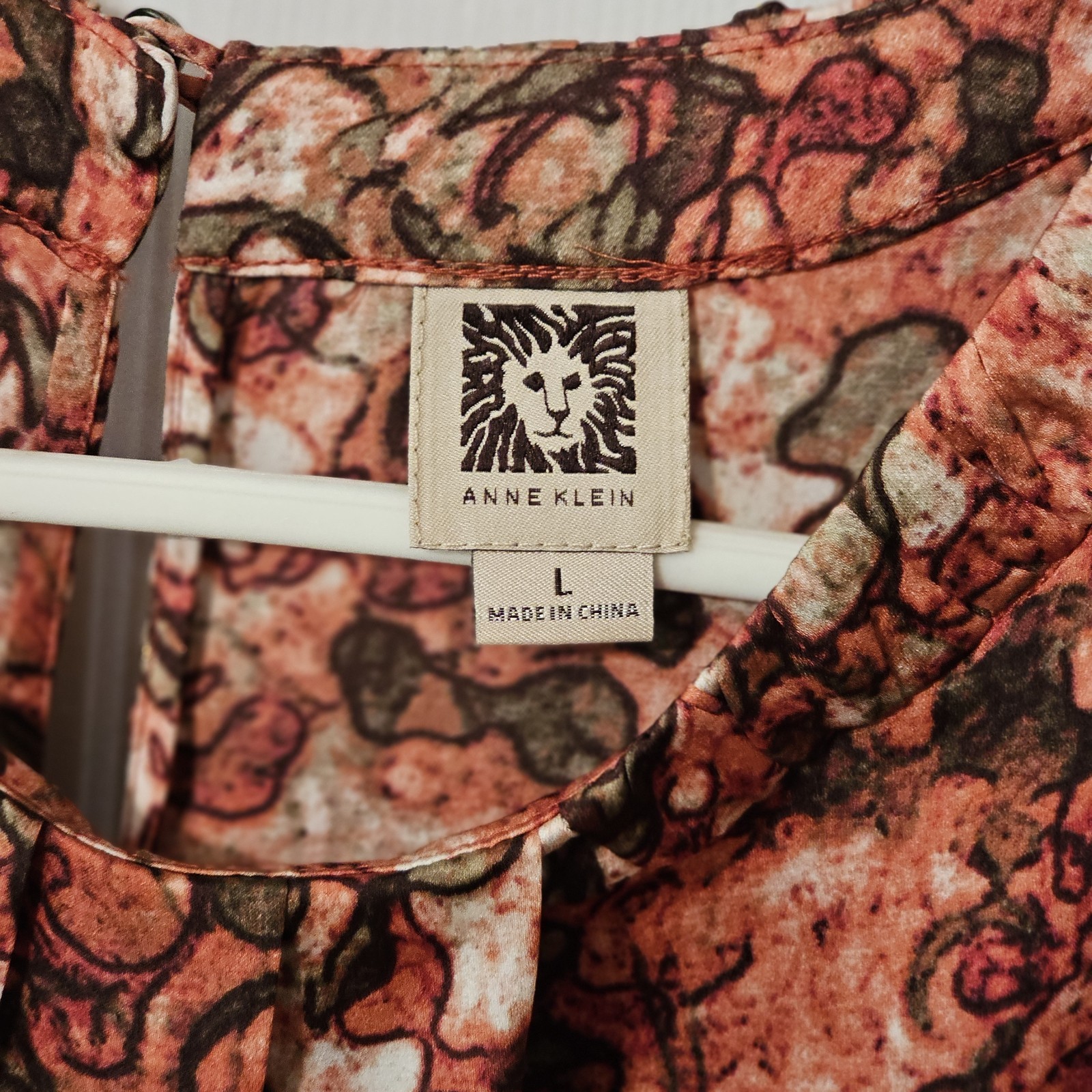 Anne Klein L Top Abstract Prints Back Keyhole Blouse Sleeveless Old Money