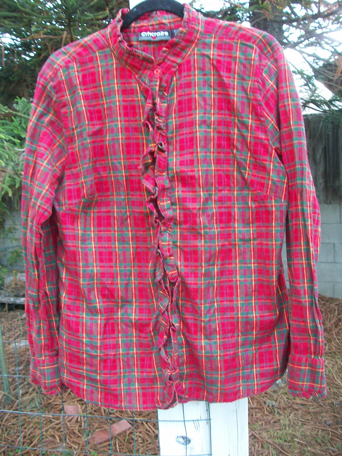 Citicraze blouse size XL COTTON tartan plaid red green gold thread ruffle front