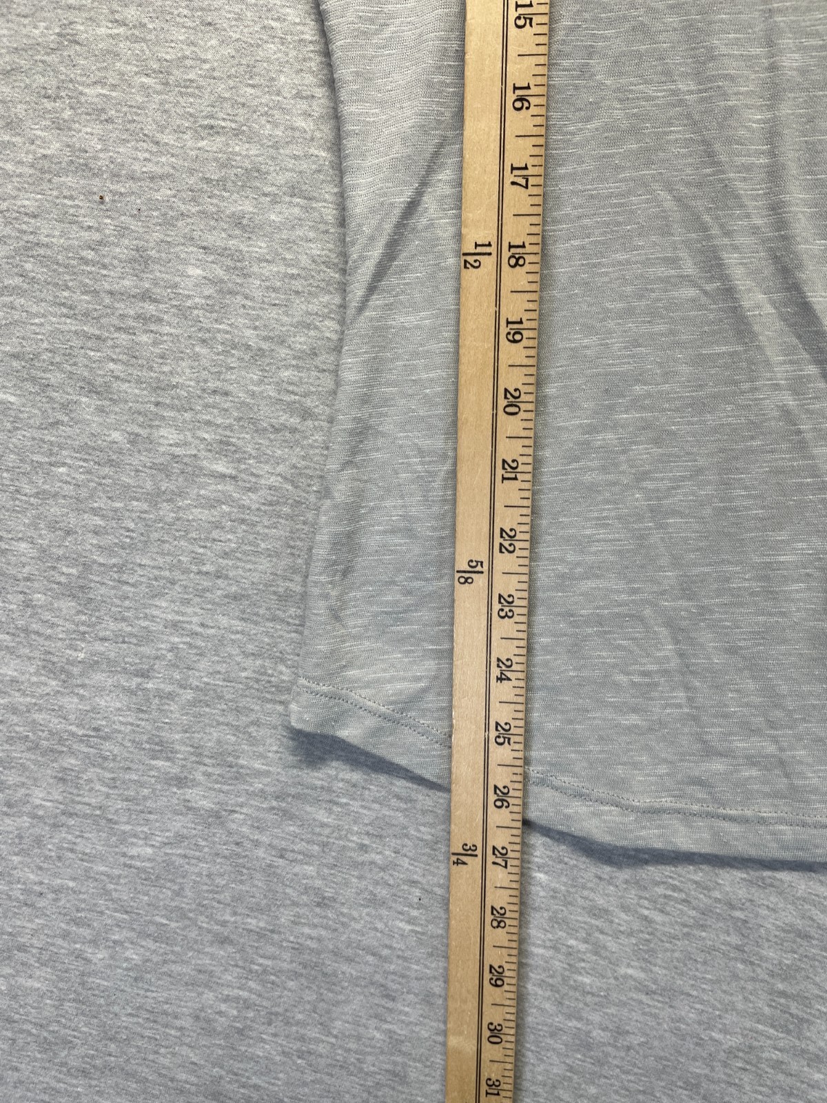 PUMA T-Shirt Top Women Medium Gray White Dropped Shoulder Round Neck Casual Wear