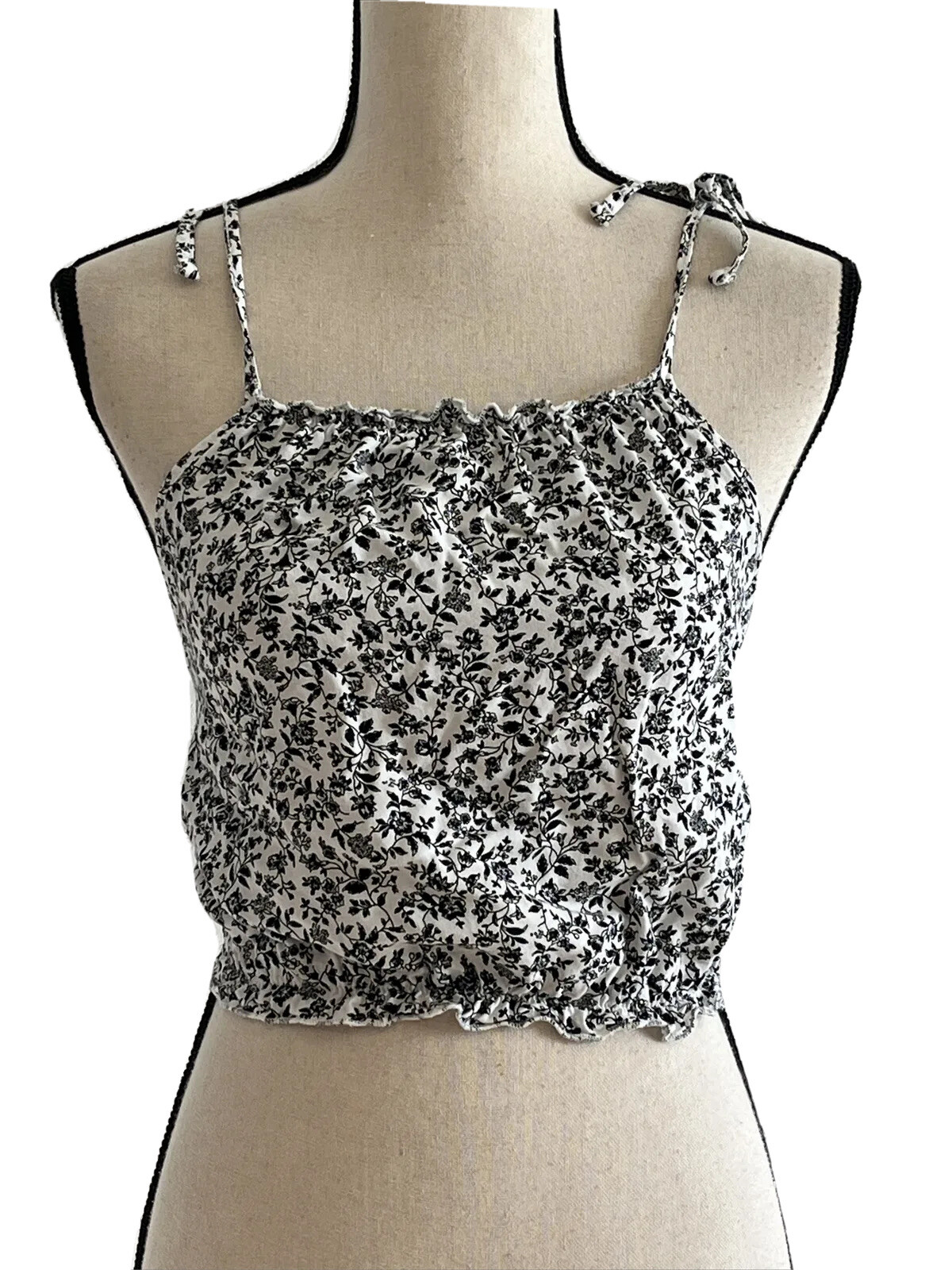 Brandy Melville Womens Floral Top Tie Strap Elastic Waist One Size