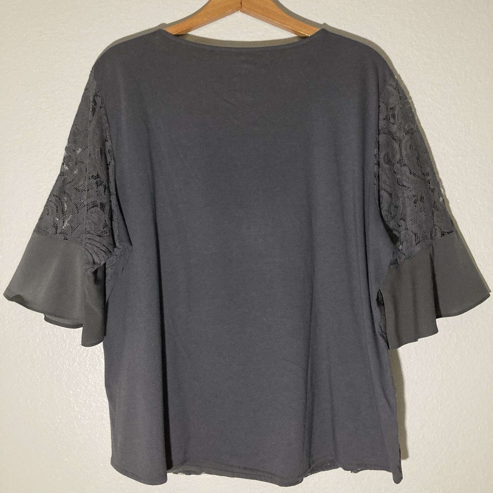 Van Heusen Top Womens XL Charcoal Gray 3/4 Bell Sleeve Lace Business Holiday