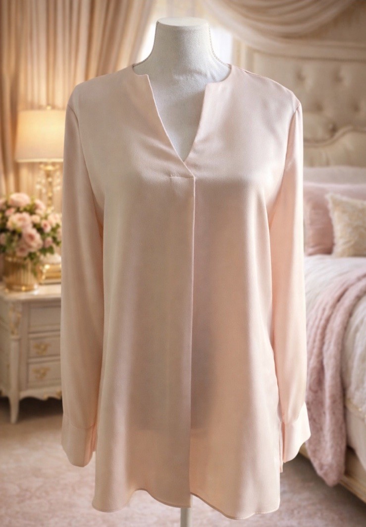 Halston Women’s Pink Satin Material Split Neck Long Sleeve Sz M NWT