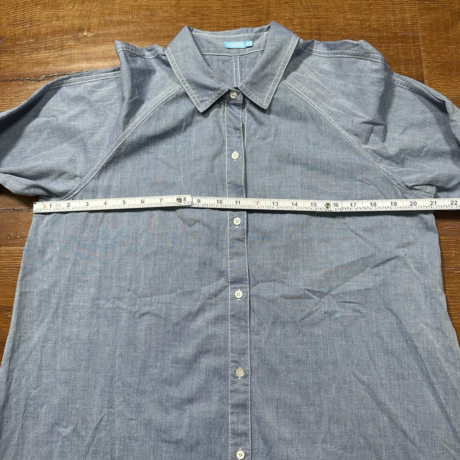 J McLaughlin Button Up Shirt Women L Blue Light Wash Classic Retro Designer City