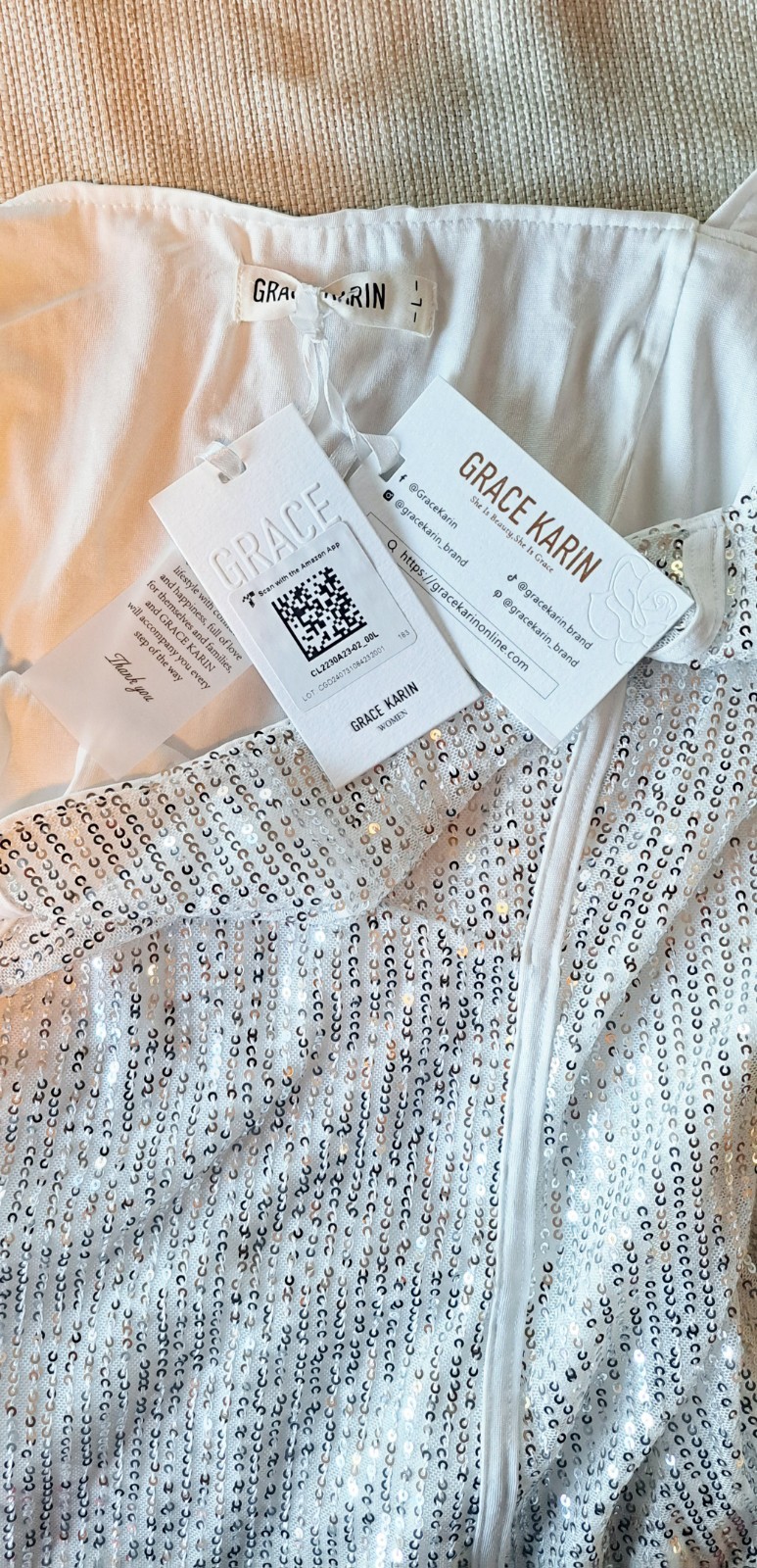 New Women’s Top White Sequin Sparkle Tank Shirt Blouse By Grace Karin Large NWT