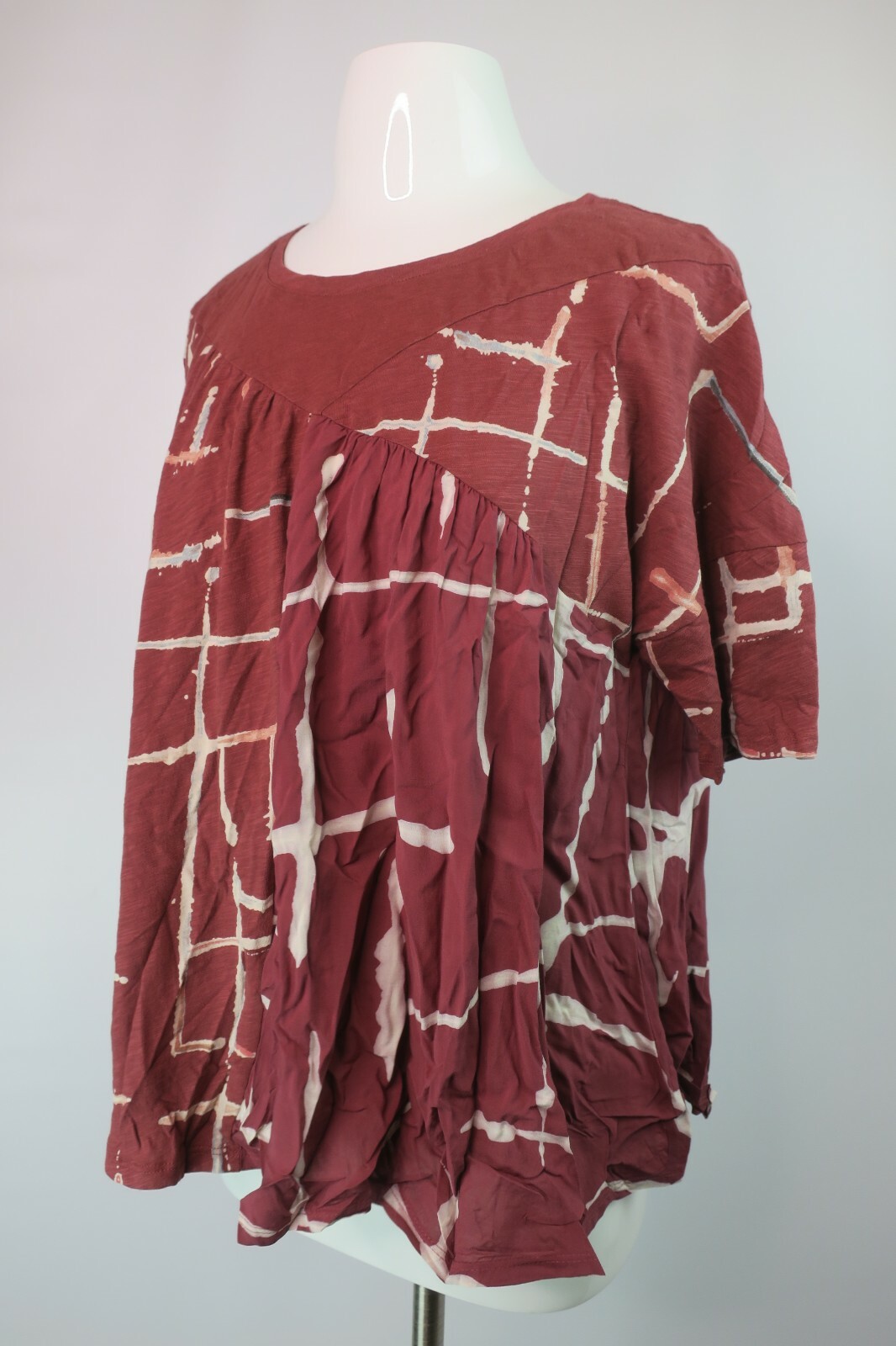 NEW Anthropologie AKEMI + KIN Wine/Burgundy Geometric Flowy Blouse Top Sz M