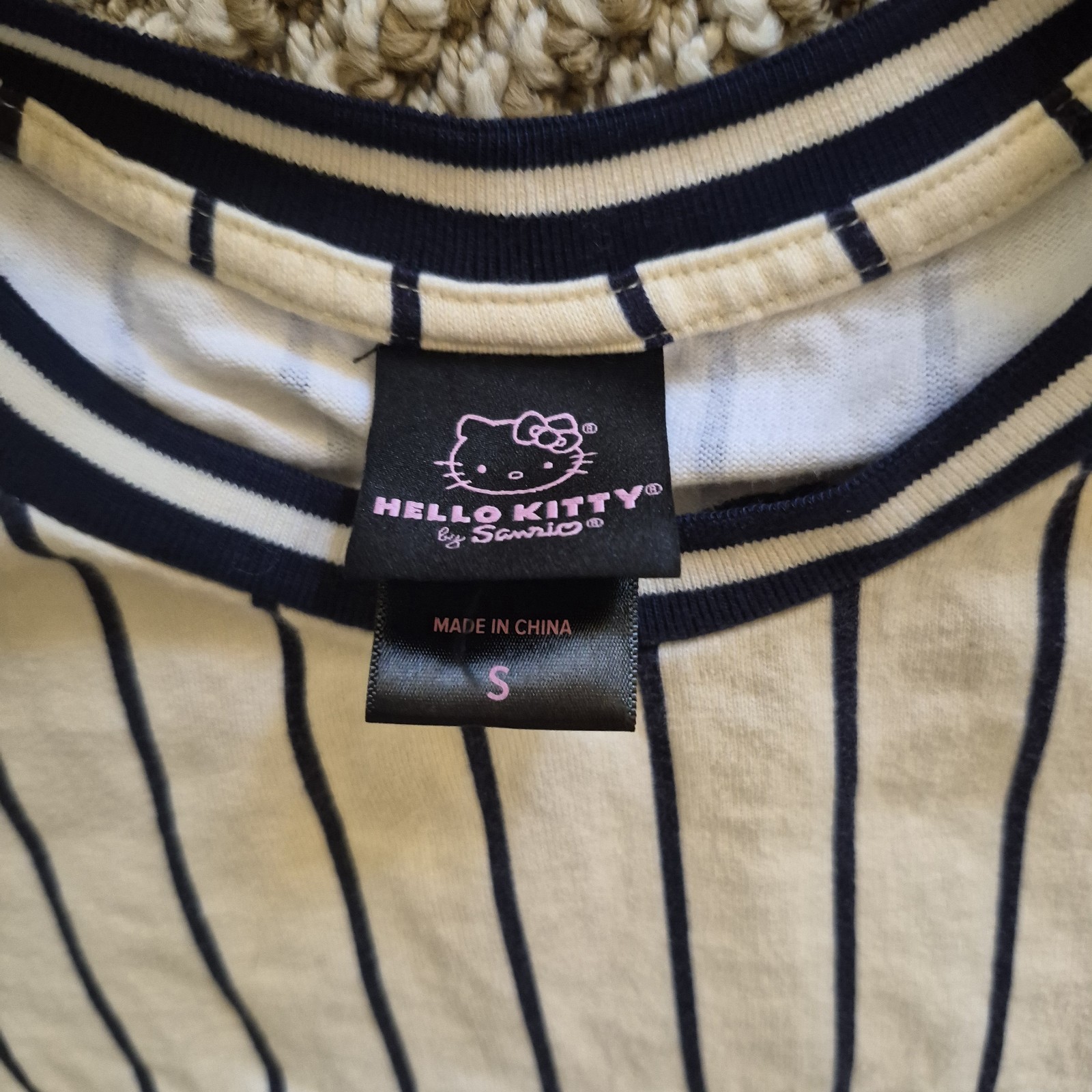 Hello Kitty SANRIO Baseball Jersey Shirt Size SMALL OVERSIZED Box lunch