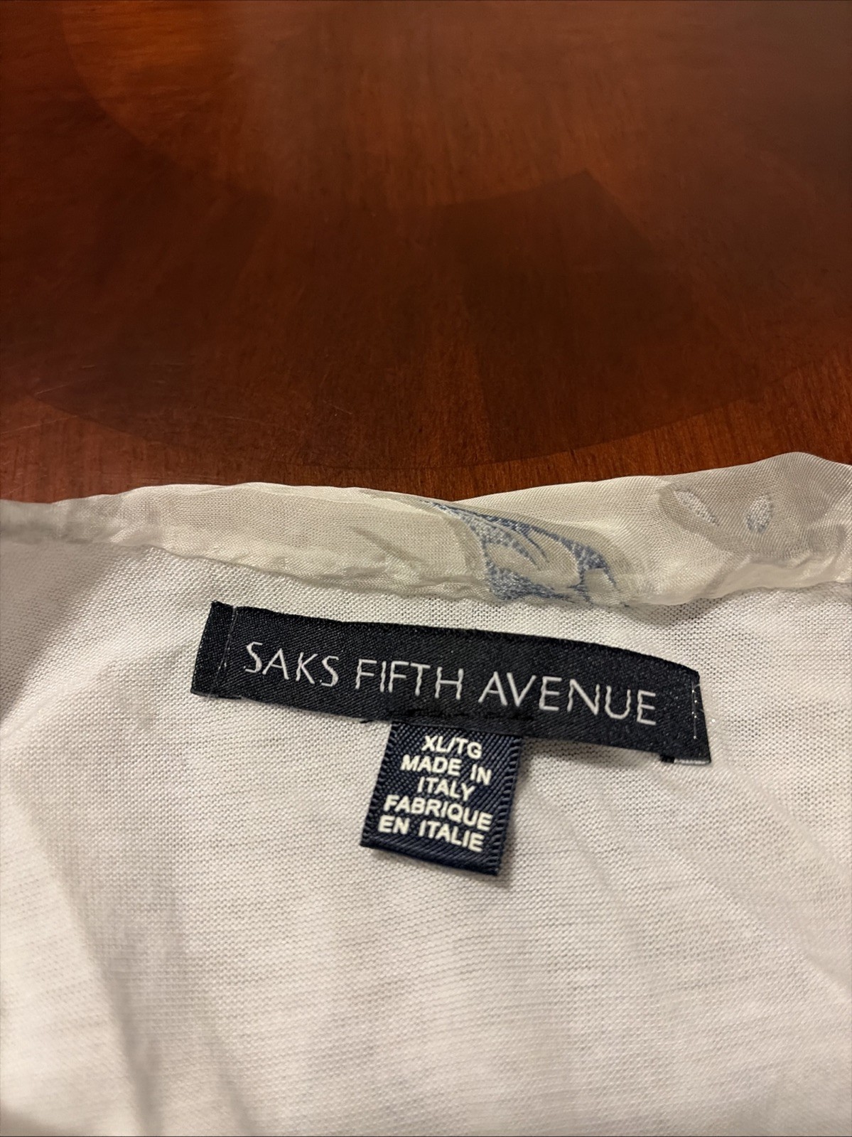 Saks Fifth Avenue Flowy Blouse Blue/white Italian Silk Sz XL paisley pattern.