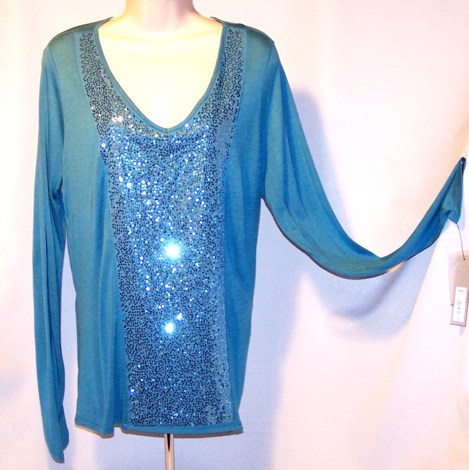 NEW $40 Tag APT 9. Storm Blue LARGE Knit Woven SEQUIN Front TEE Top Long Sleeve