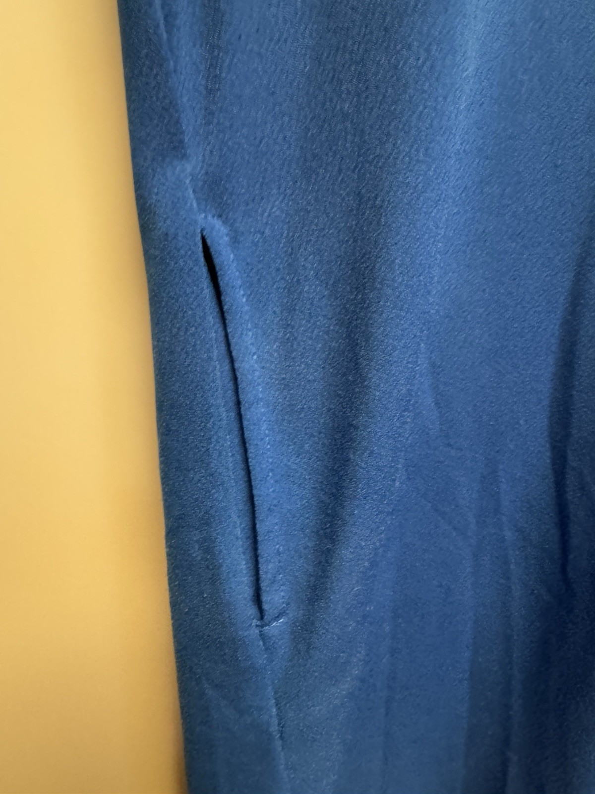 Lildy Women’s Pocket Tunic Top Size S-M Short Sleeve In Royal Blue
