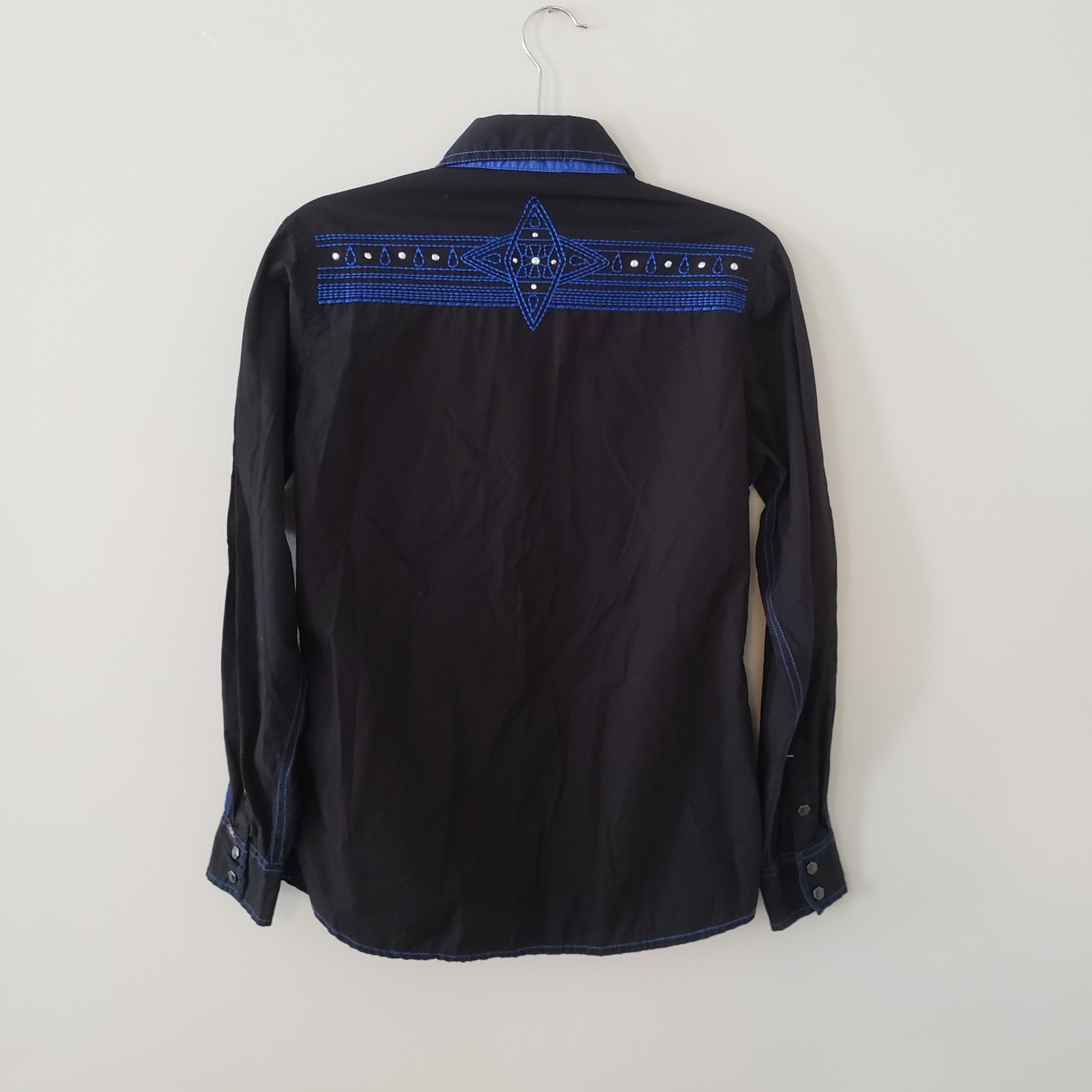 Cowgirl Up Womens Western Shirt SIZE S Embroidered Snap Up Rodeo Long Sleeve