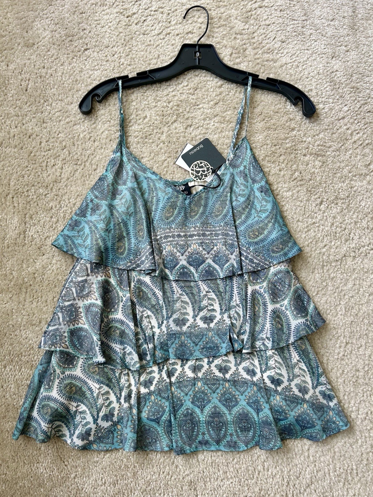 New Bobeau Women’s Camisole No Sleeve Paisely Top