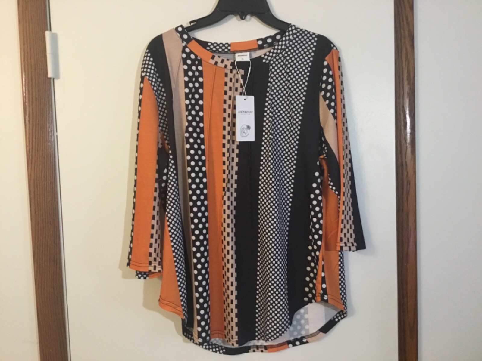 Xieerduo Woman’s Top Size XL NWT