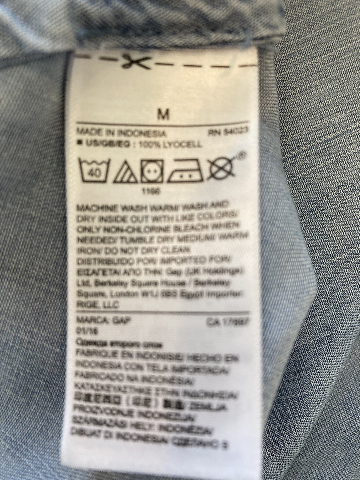 Gap 1969 Tencel Denim Tank Top women’s size Medium Indigo with tie back at neck