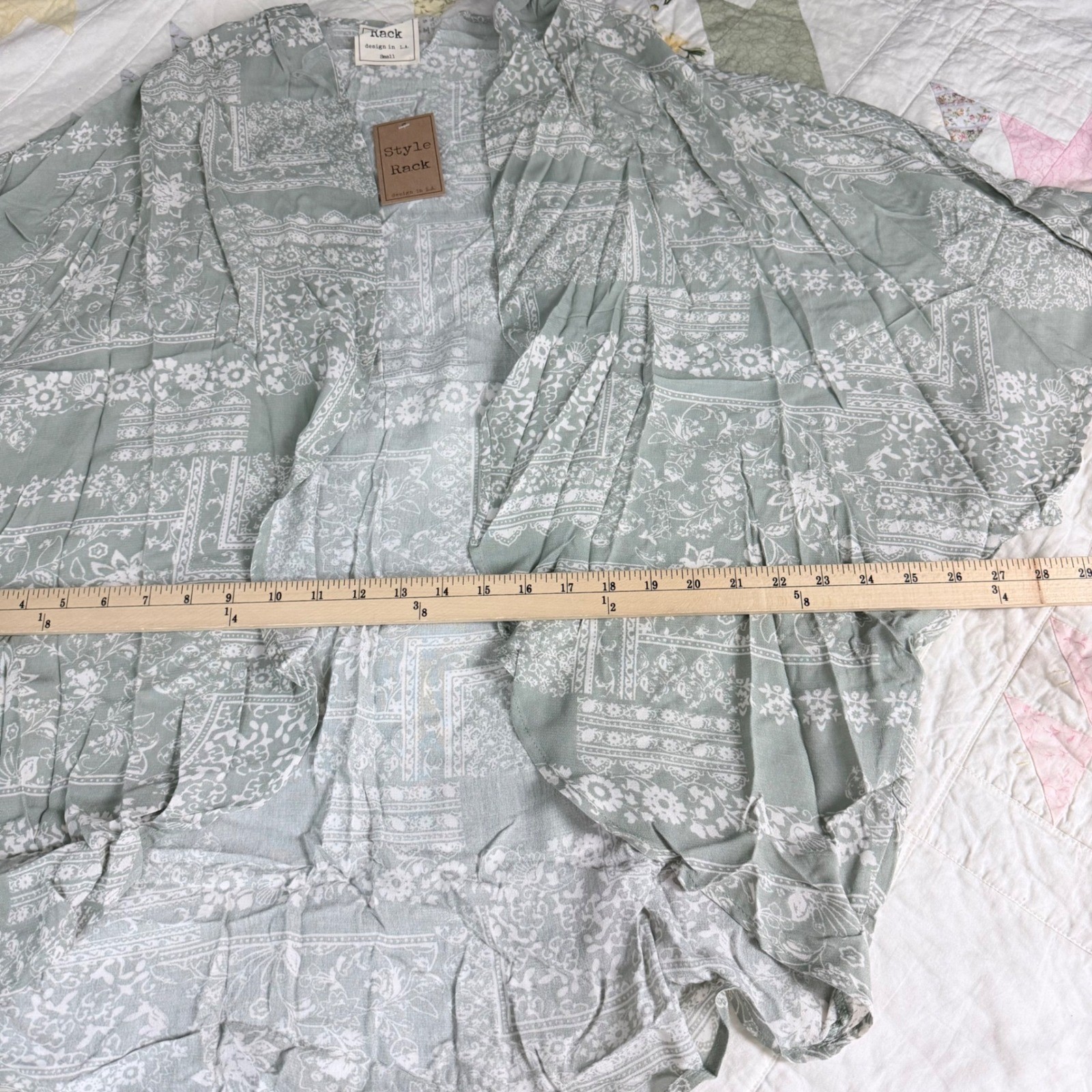 Style Rack Sage Green Bandana Floral Kimono Cardigan ST311418 Small NWT