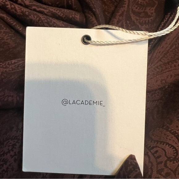L’ACADEMIE The Basil Top in Burgundy Size M