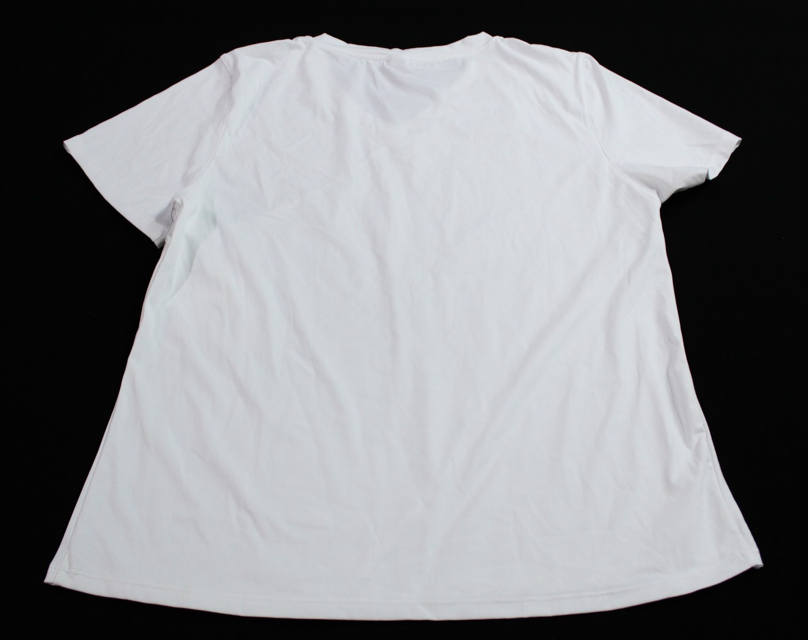 Mono B Women’s Classic Mesh Paneled V-Neck Sports Tee AP2 White Large NWT