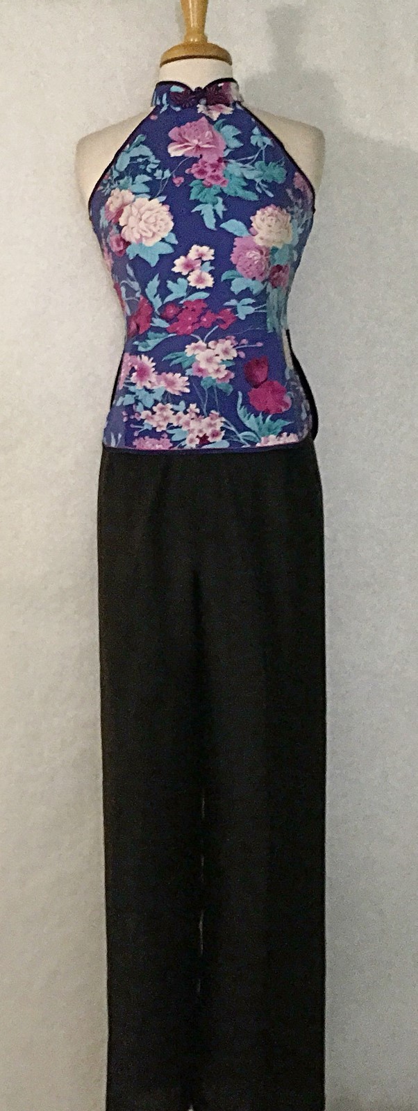 Traditional Chinese Women Halter Top Blouse Silk with Floral Print