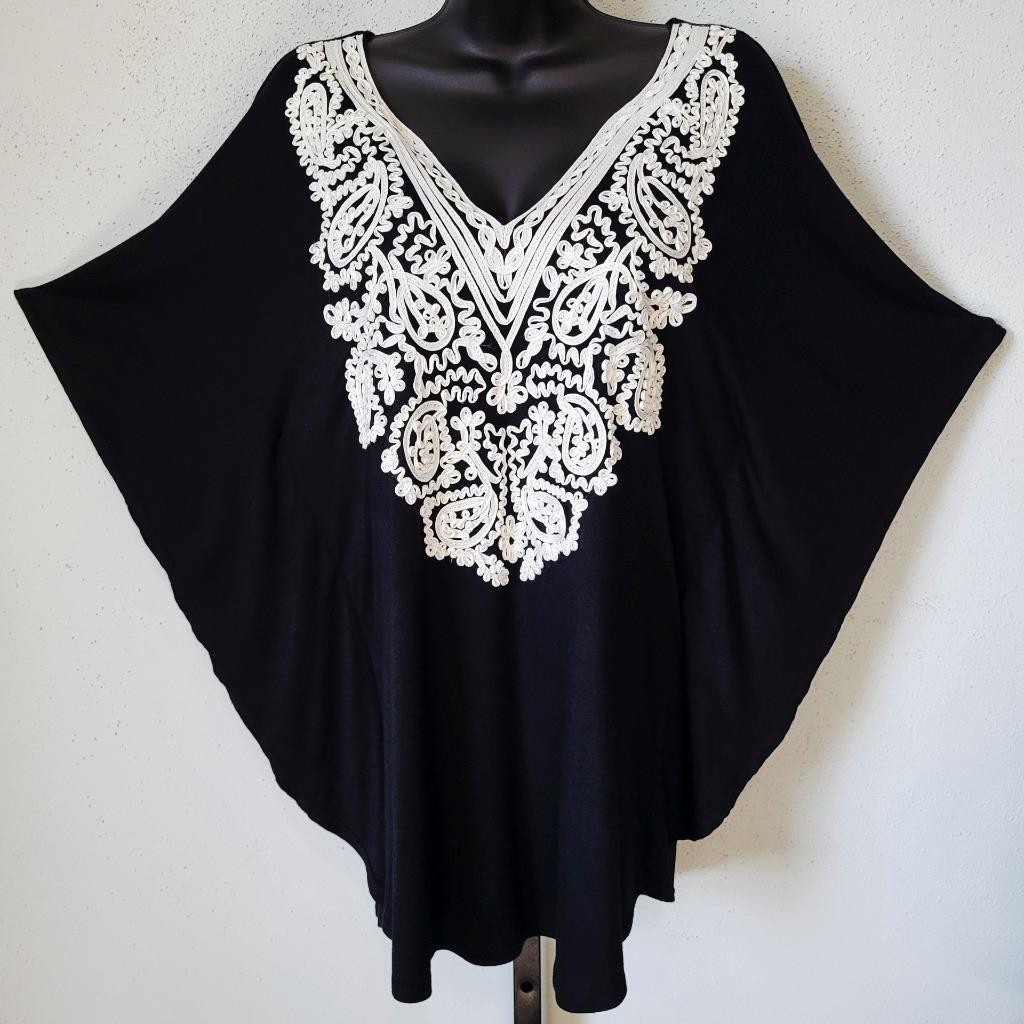 NWT~$100~CRISTINA~M~BLACK EMBROIDERED TUNIC TOP KAFTAN PEASANT BATWING T-SHIRT