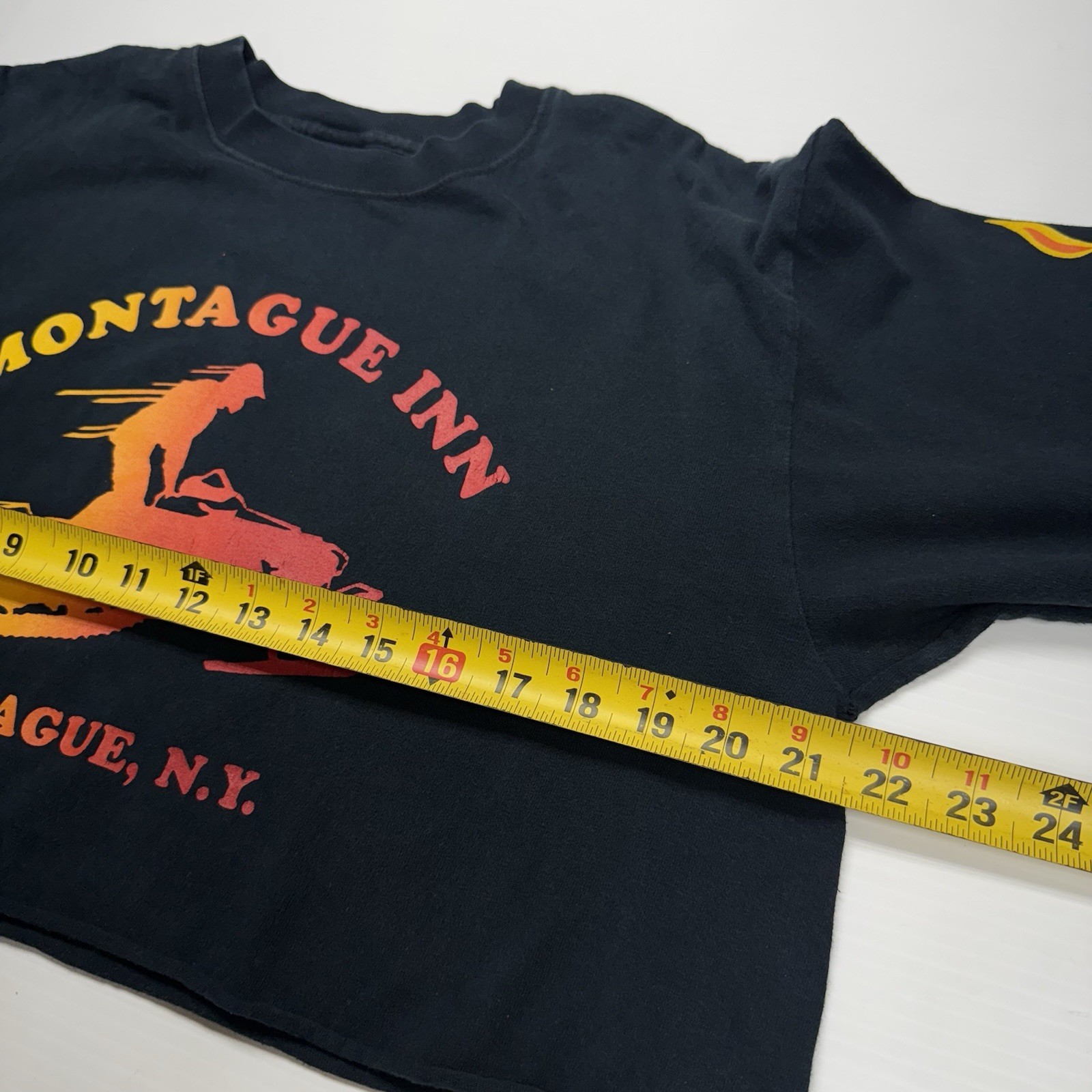 Vtg Anvil Snowmobile Flame Logo Montague Inn NY Womens Cropped Shirt L Black USA