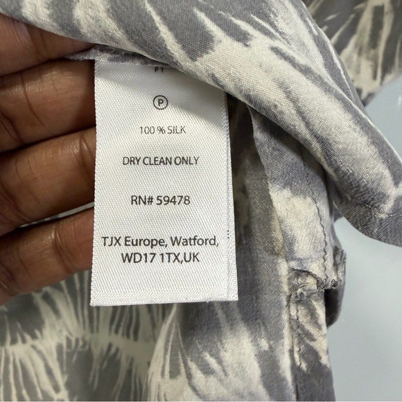 Cynthia Rowley Silk Gray White Abstract Print Blouse Top