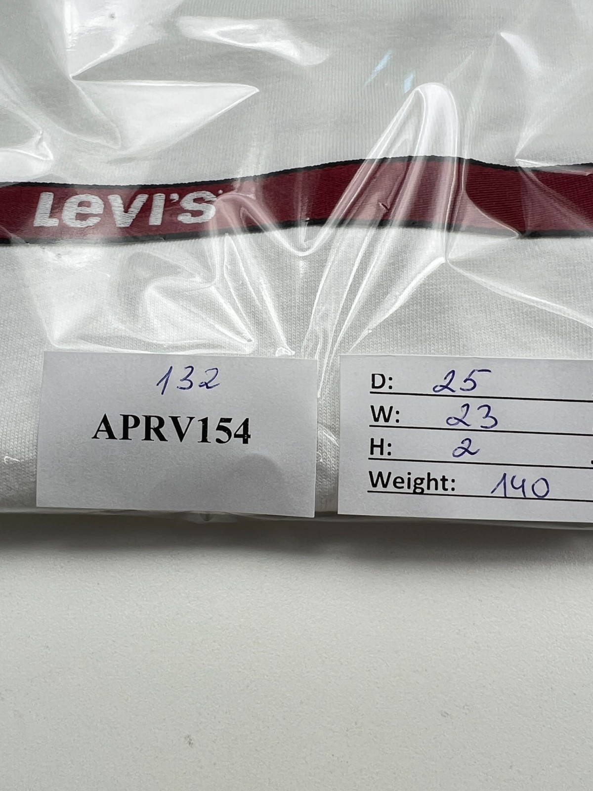 Levi’s Damen Kurzarm Rundhals T-Shirt Regular Weiß XS Baumwolle