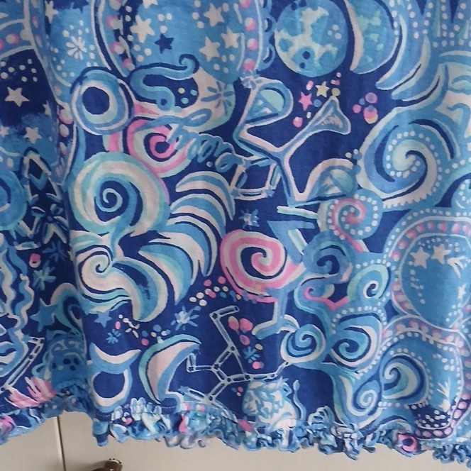 Lilly Pulitzer Women’s M Blue/Pink/White Abstract Octopus Henley V-Neck Top