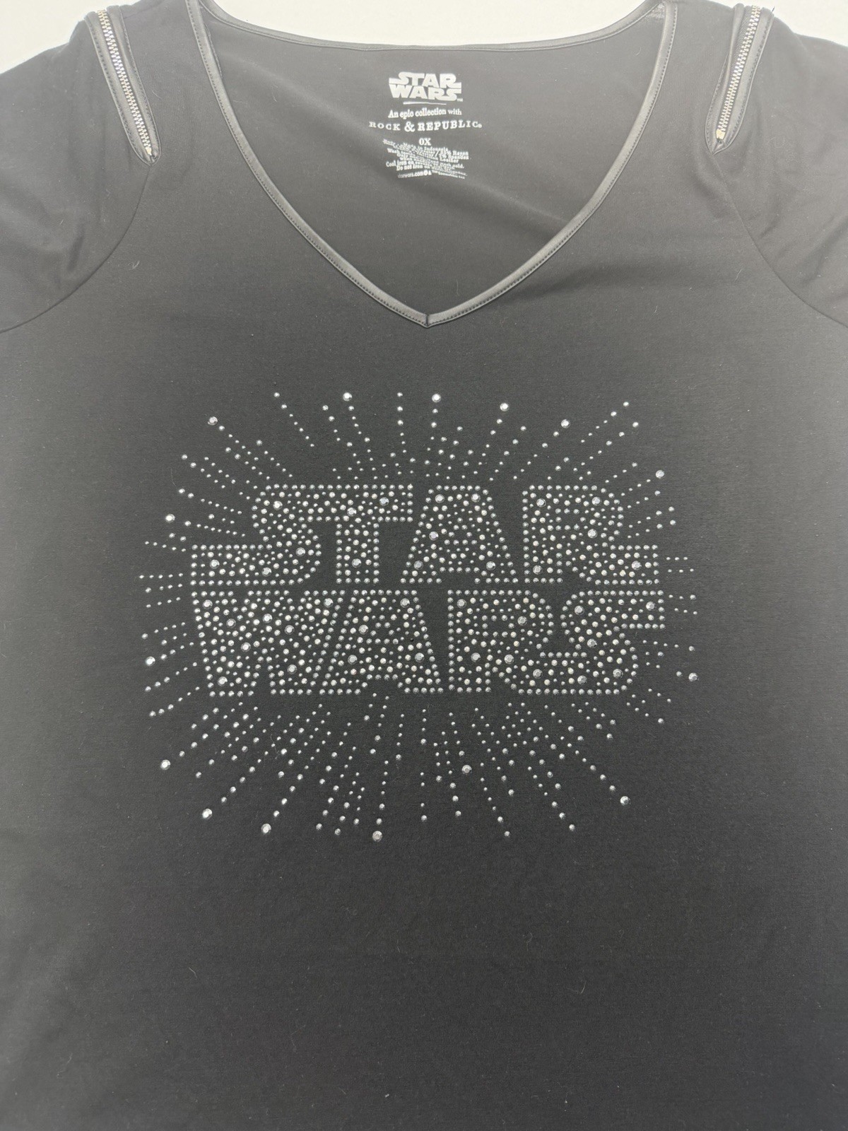 Star Wars Rock & Republic Shirt Women’s 0X Black Silver Studded V-Neck Tee