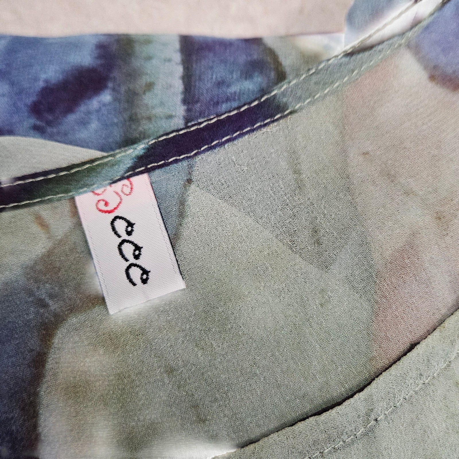 Ecco Silk Poncho Top Womens One Size Blue Lotus Floral Sheer Handkerchief Hem