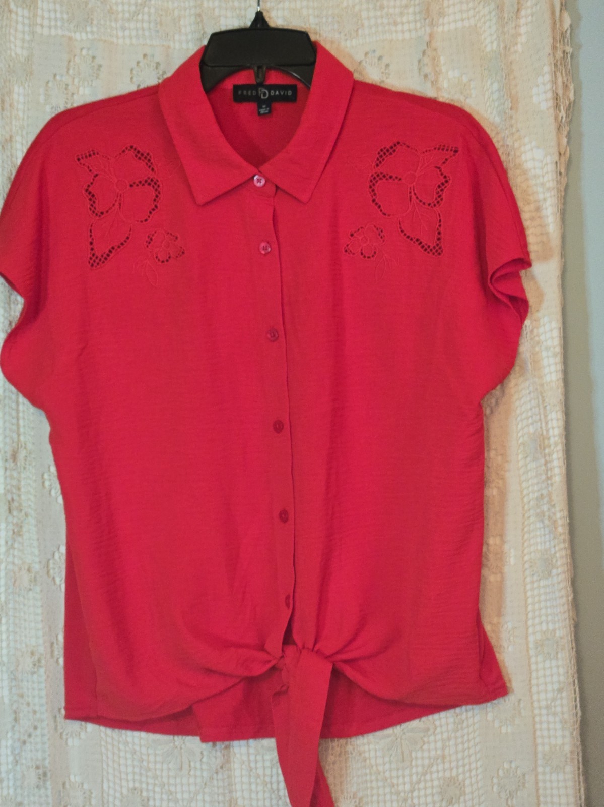 Fred David Red W Embroidery Cap Sleeve Button Up W Tie Poly/Spandex Top Sz M