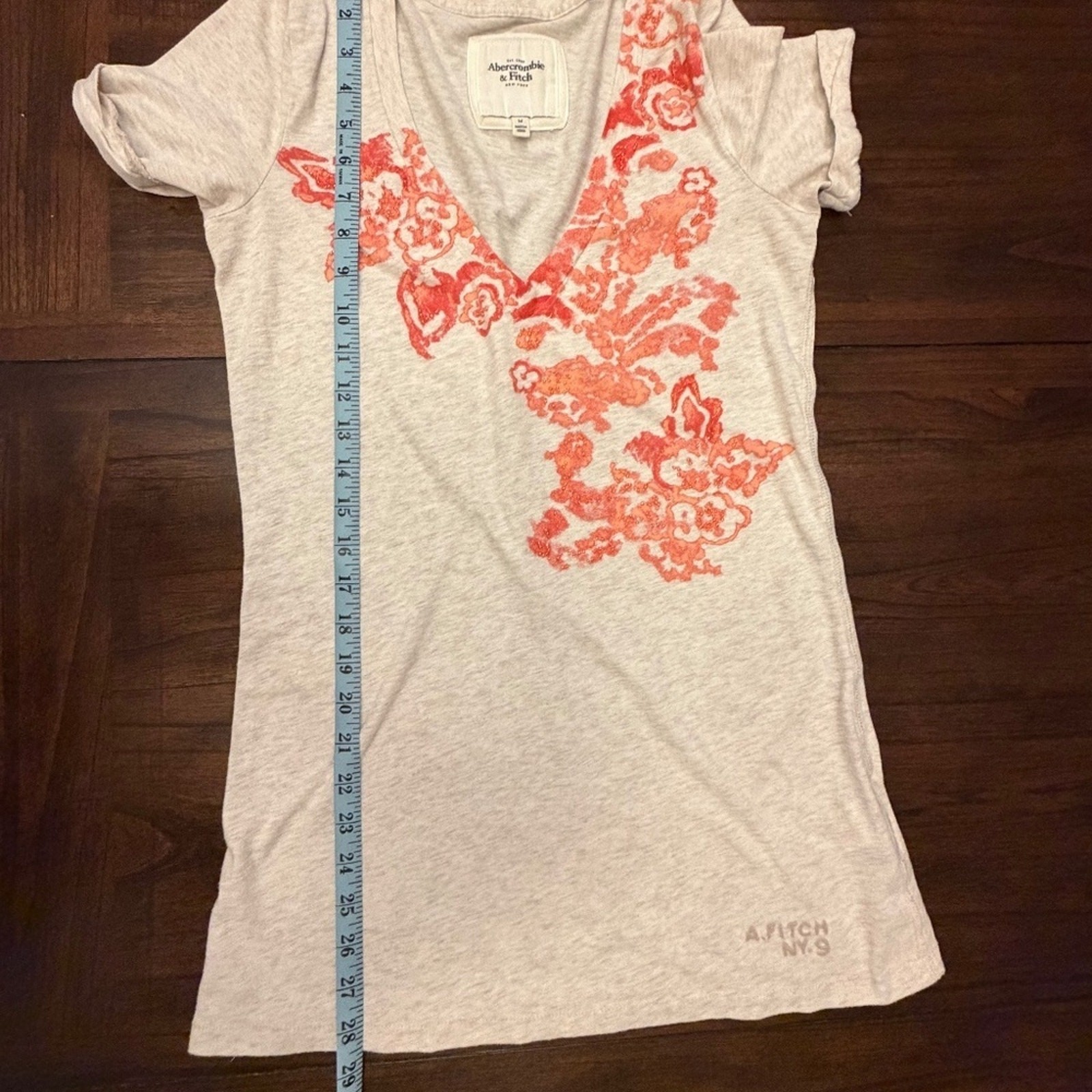 Abercrombie & Fitch Cream & Orange Orange Beaded Short Sleeve Tee, Size Medium