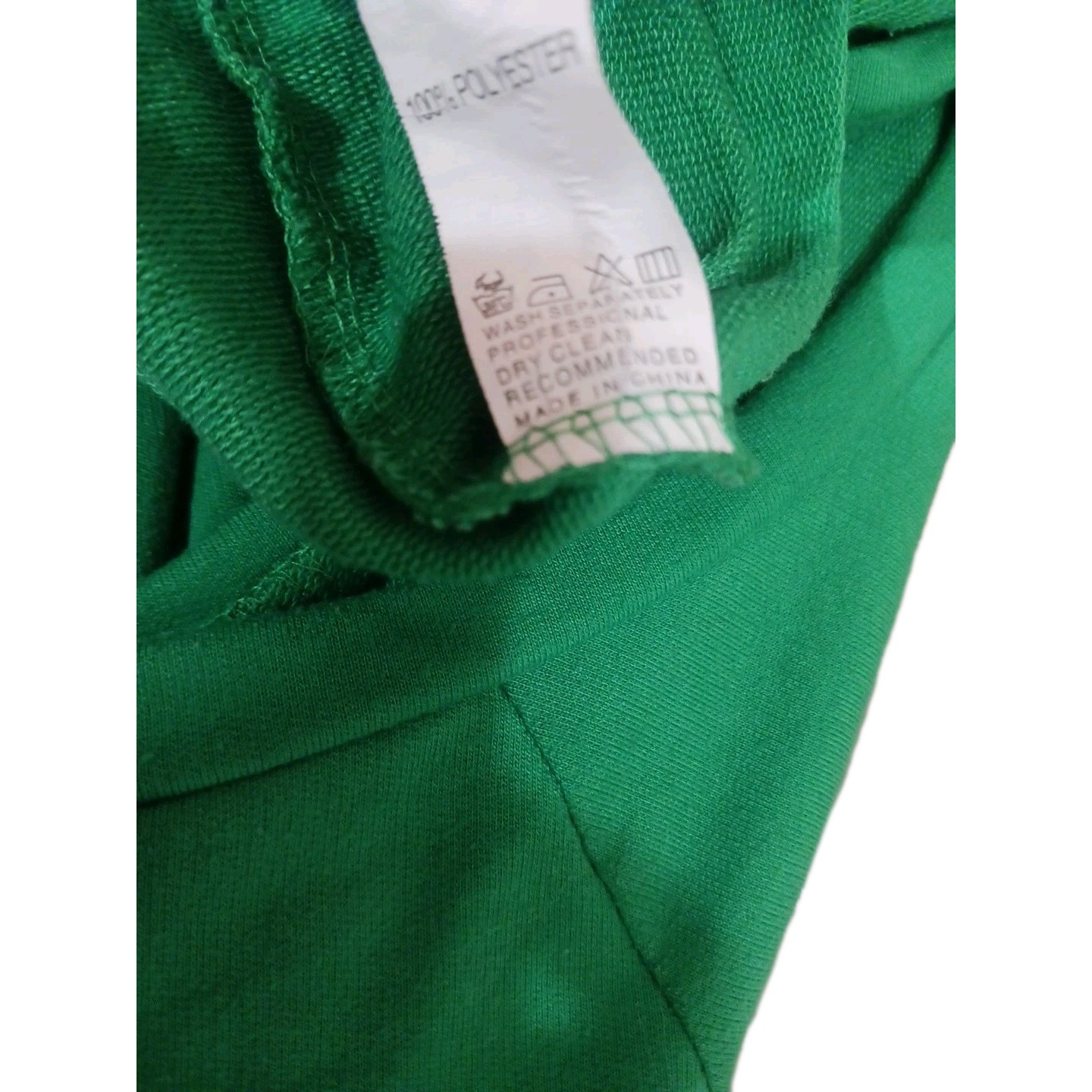 Woman’s T_SHIRT Long Sleeve 100% Polyster Sz S Green
