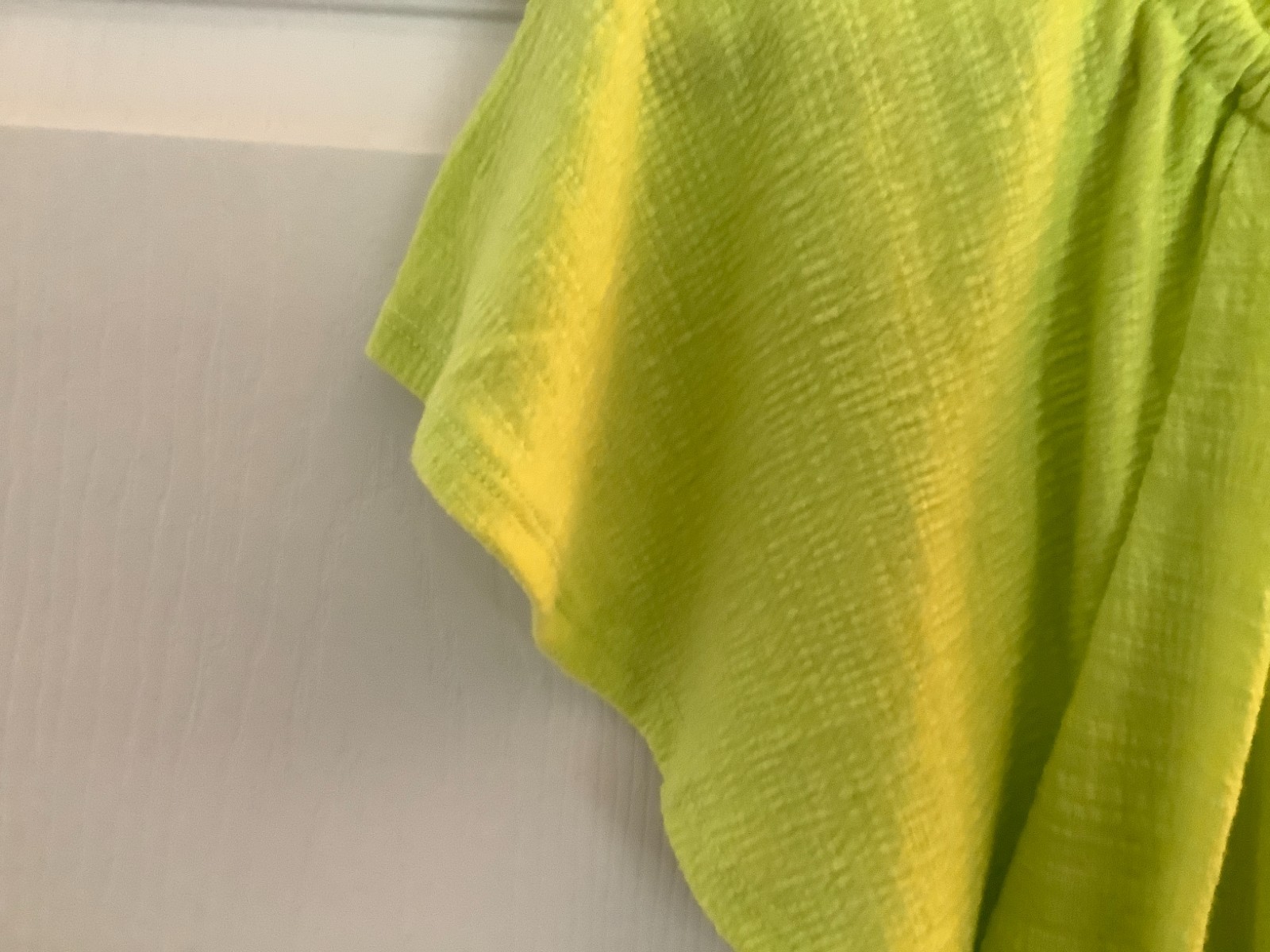 Unbranded pheasant style knit top shirt cap sleeve size m lime green euc