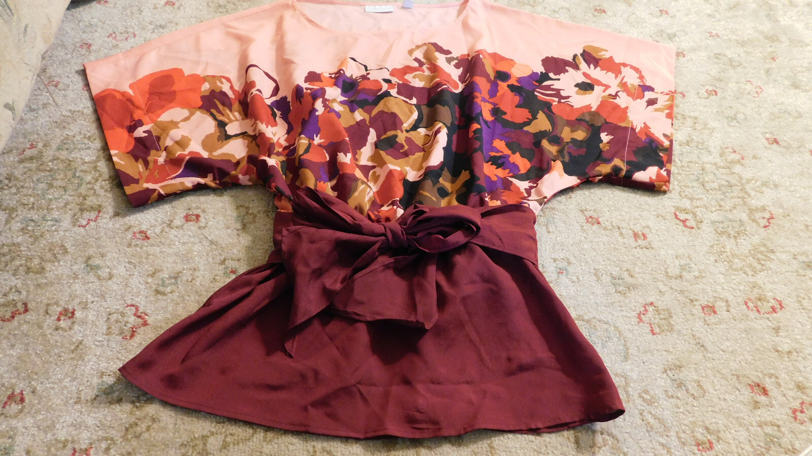 New York & Company Kimono Sleeves Bow Blouse Floral Salmon Orange Burgundy XS