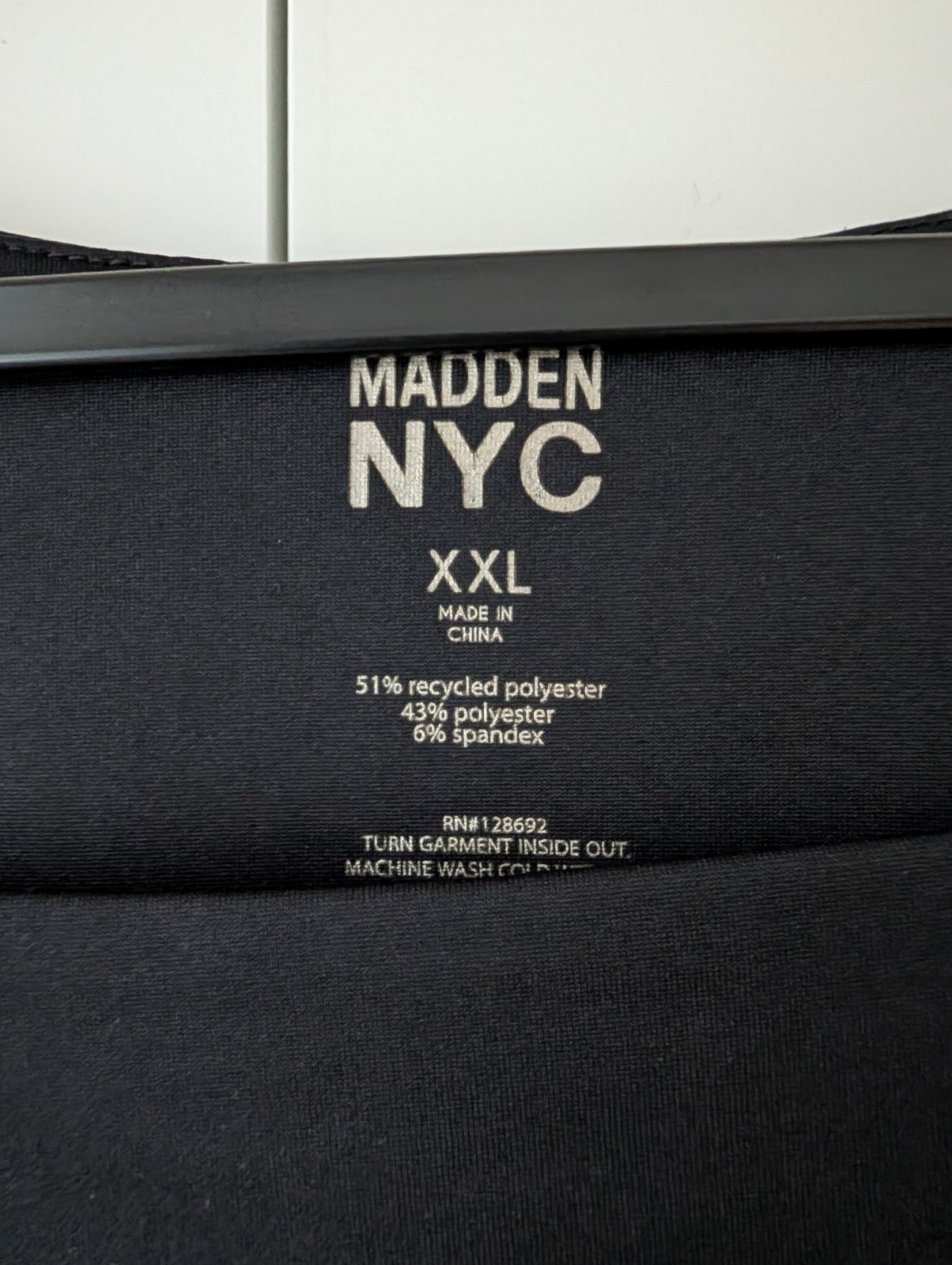 Madden NYC Women’s Black Cropped Square Neck Short Sleeve Stretch Tee XXL