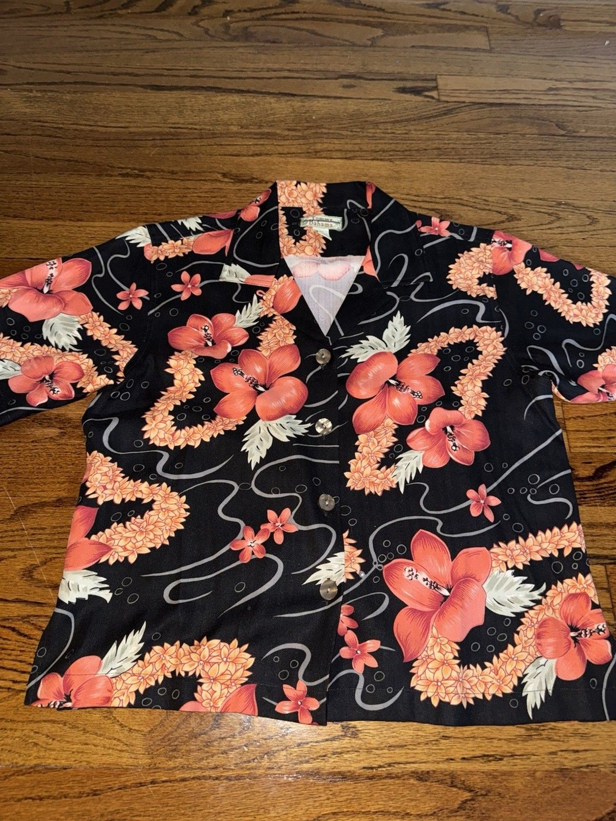 Vintage 90s Tommy Bahama Women’s Hawaiian Silk Shirt – Floral – Extra-Small