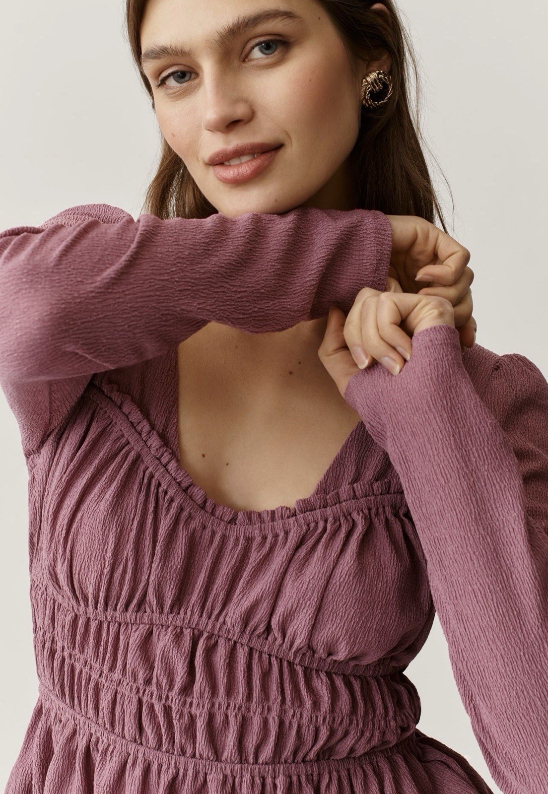 Anthropologie Maeve Women’s Purple Smocked Ruched Puff Sleeve Peplum Blouse M