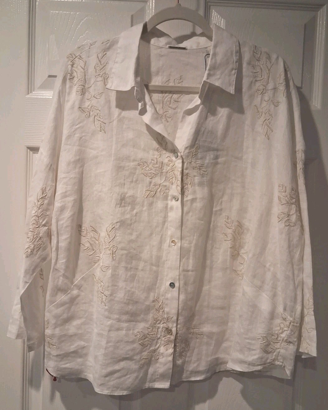 Elie Tahari 100 % Linen Embroidered Button Up Shirt Long Sleeves Size L…