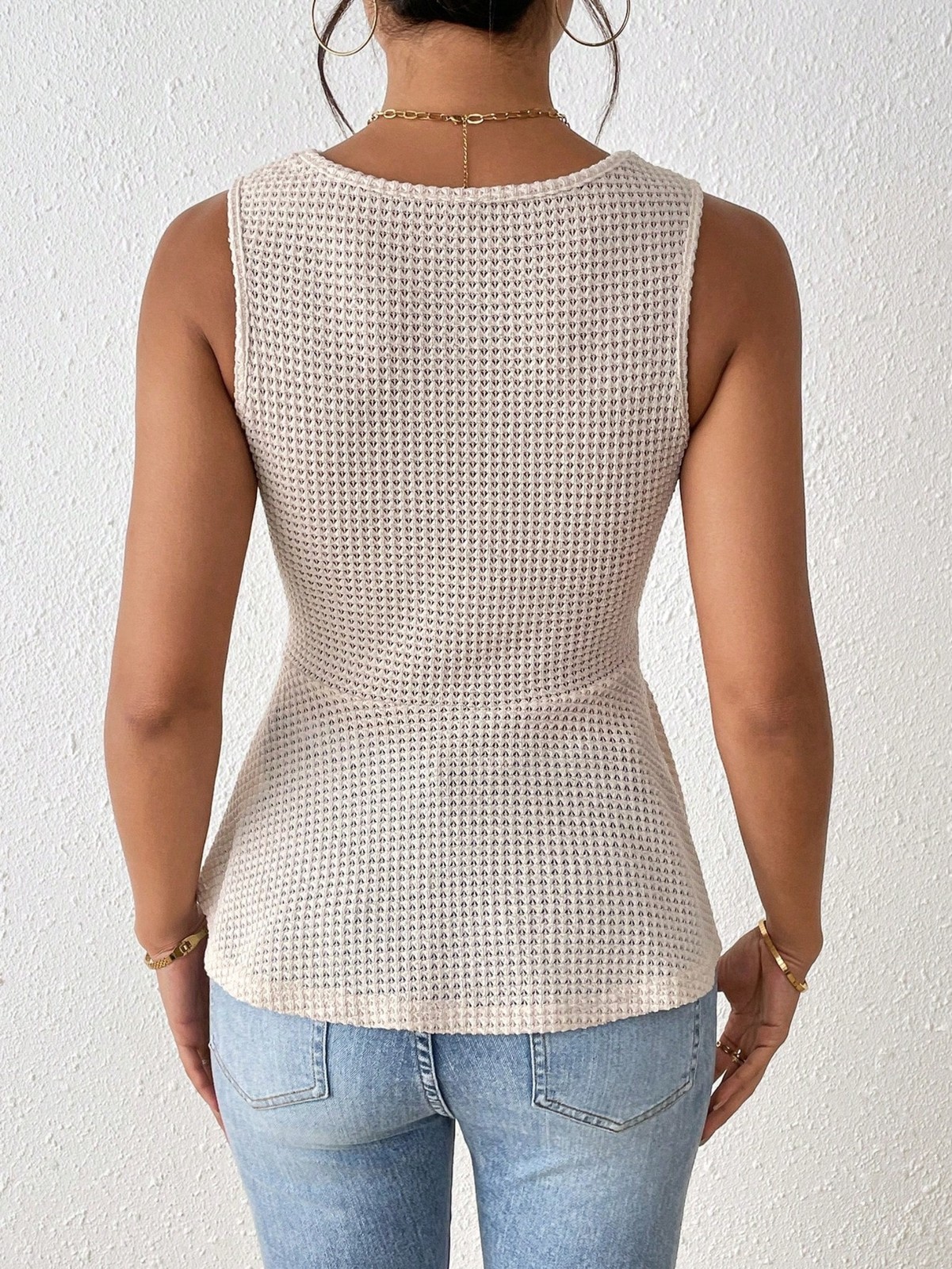 Women’s V Neck Sleeveless Twist Front Peplum Top Casual