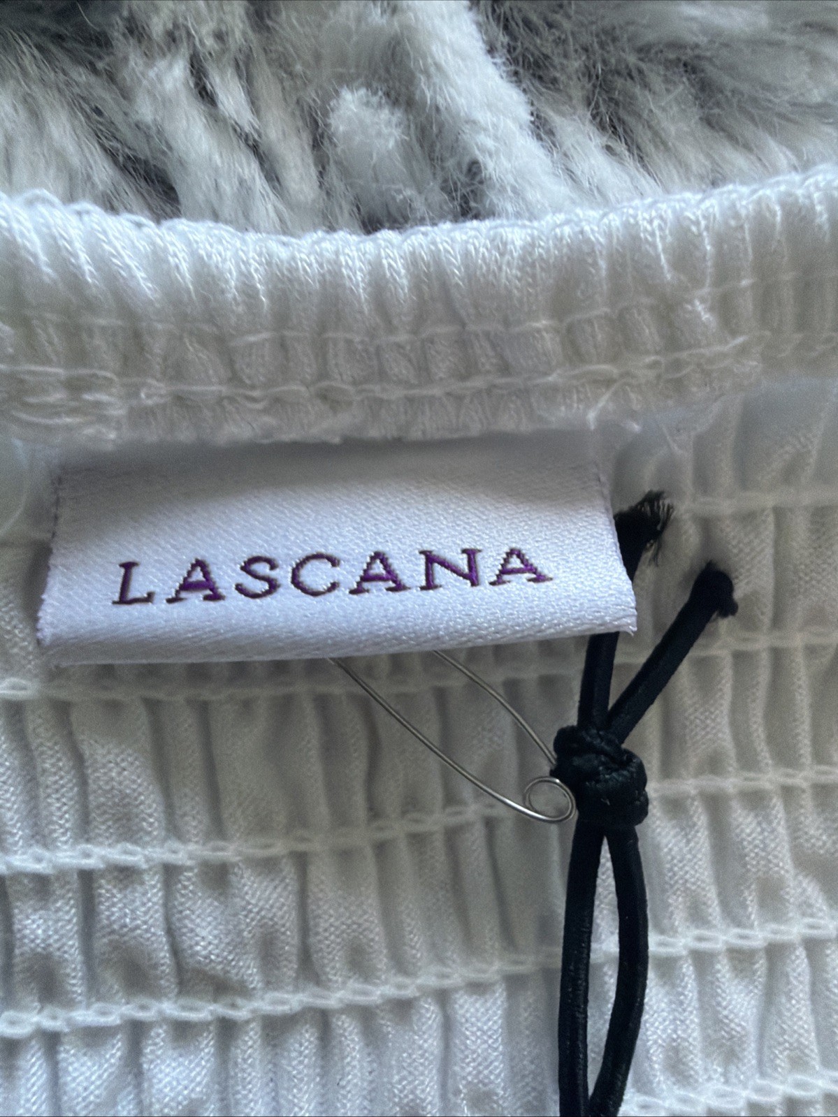 NWT Lascana Bubble Hem Smocked Tube Top White Stretch Medium 8-10