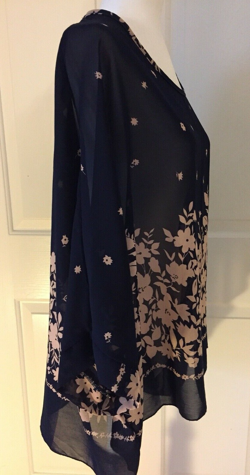 Women’s Silky Lightweight Loose Oversized Flowy Blouse Top Navy Tan One-Size