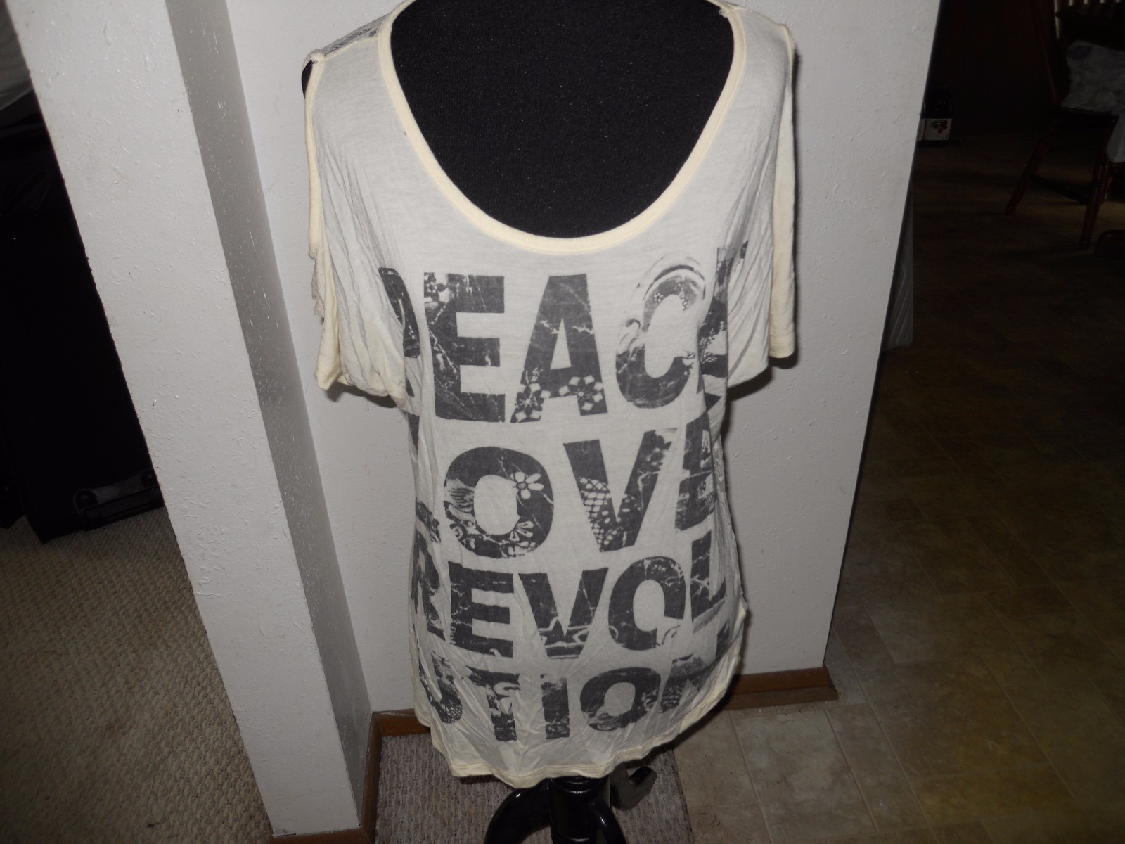 Kristin Marie Size Medium Peace Love Revolution Tops Shirts Women’s Juniors Lace