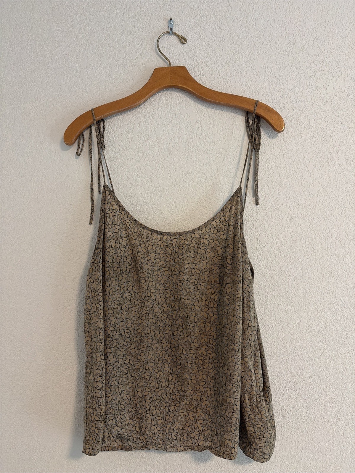 Levi’s Womens Tank Top XL Brown Floral Tank Top Sleeveless Standard Fit Casual