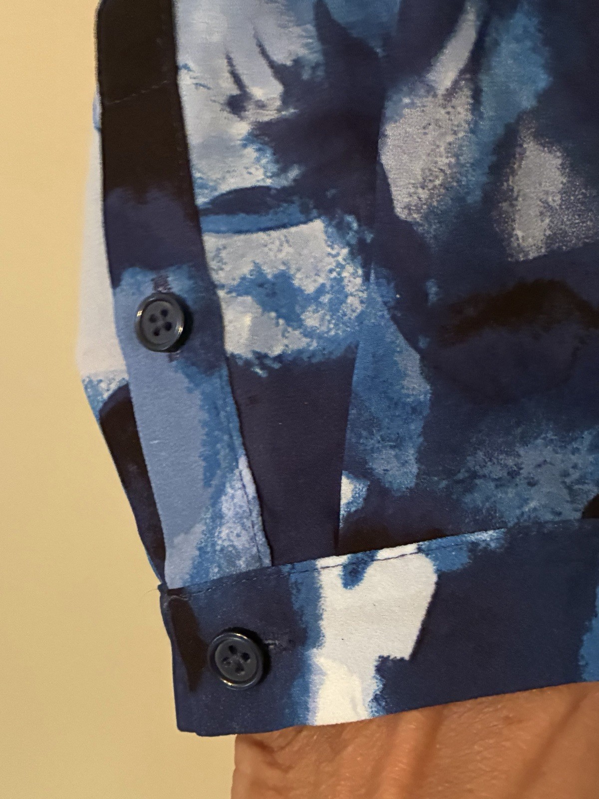 Investments Caroline Blue Button Front Top Size L