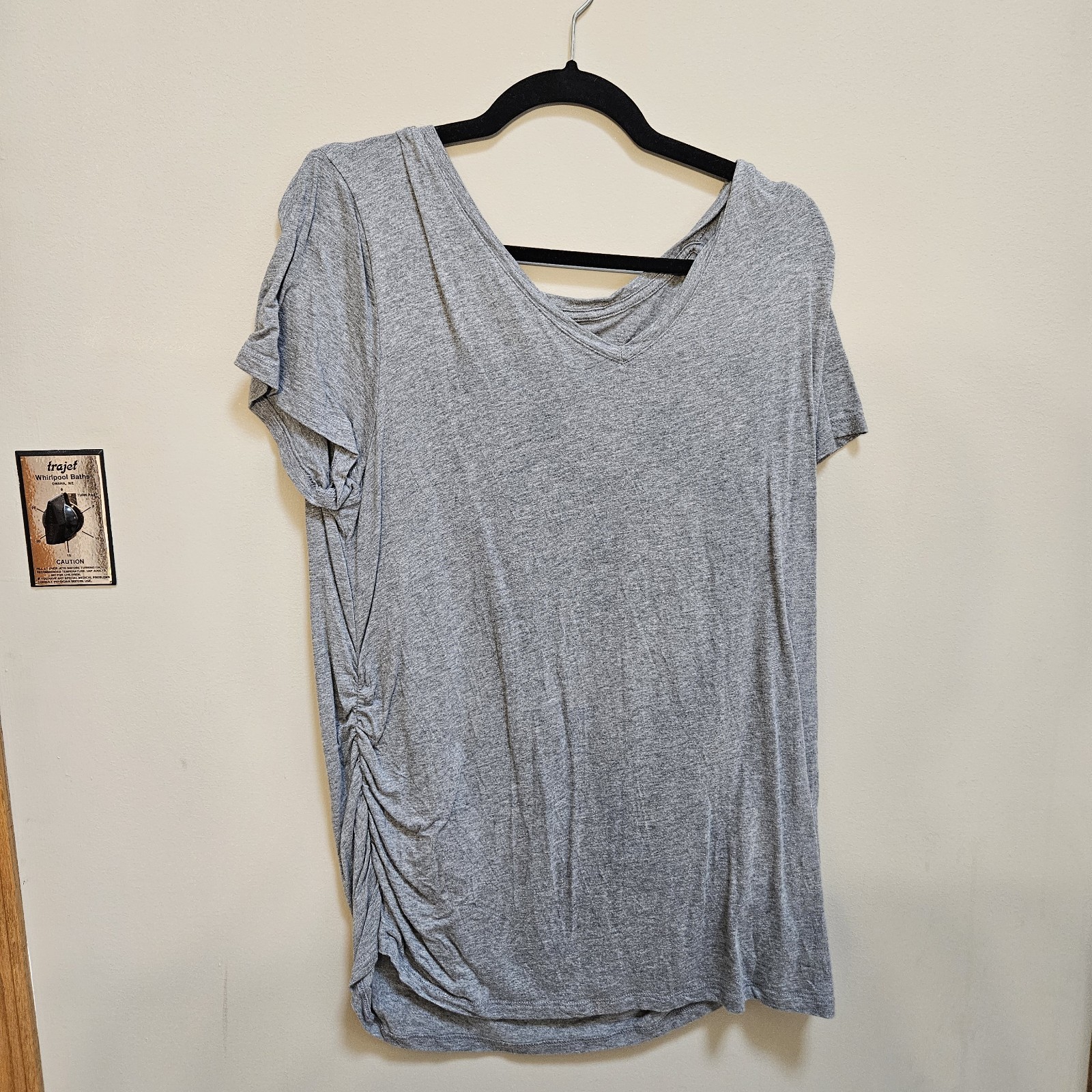 Isabel Maternity Women’s Short Sleeve Blouse XXL Gray Bunched Side