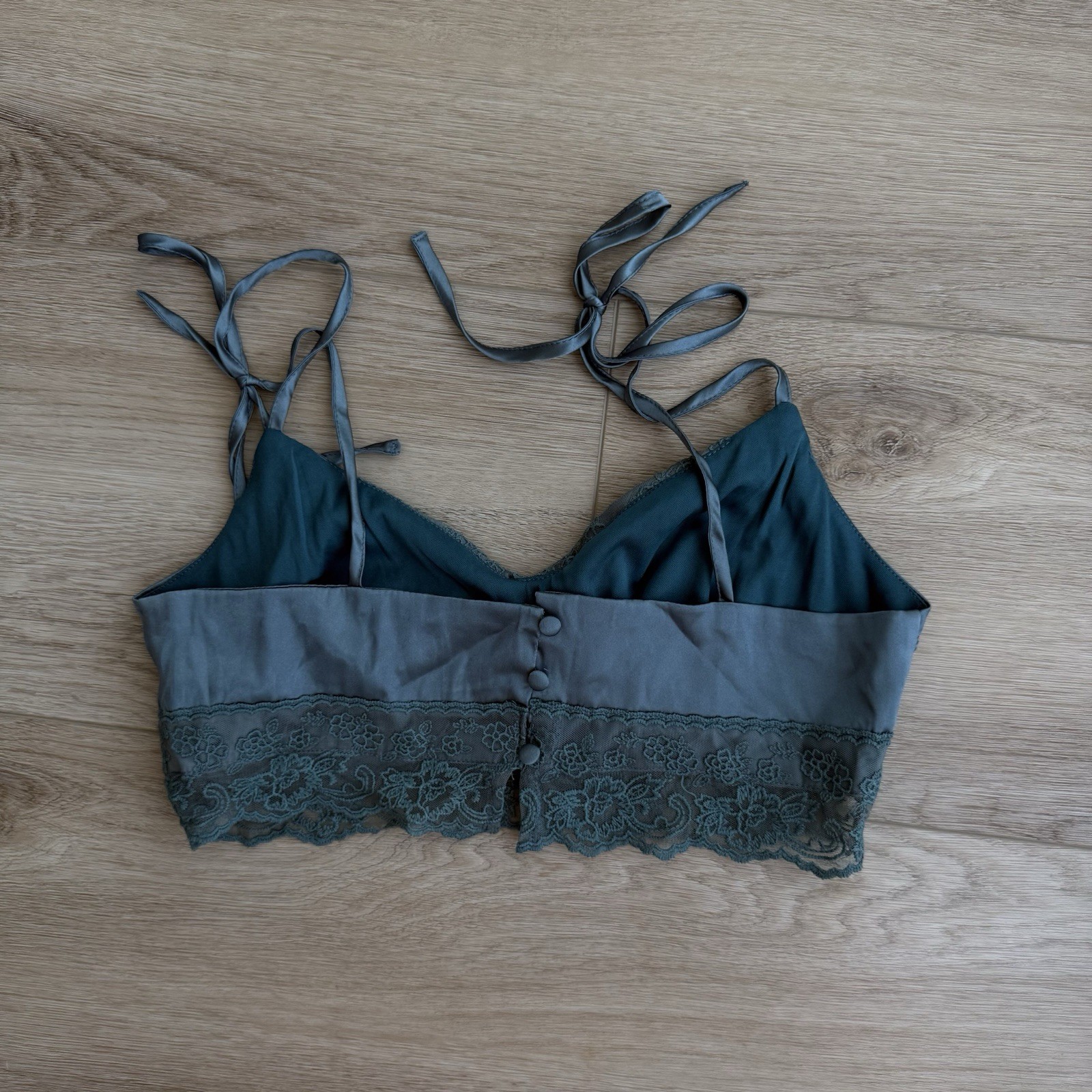 Green/Teal lace silky/satin feel bralette crop top woman’s size s/m