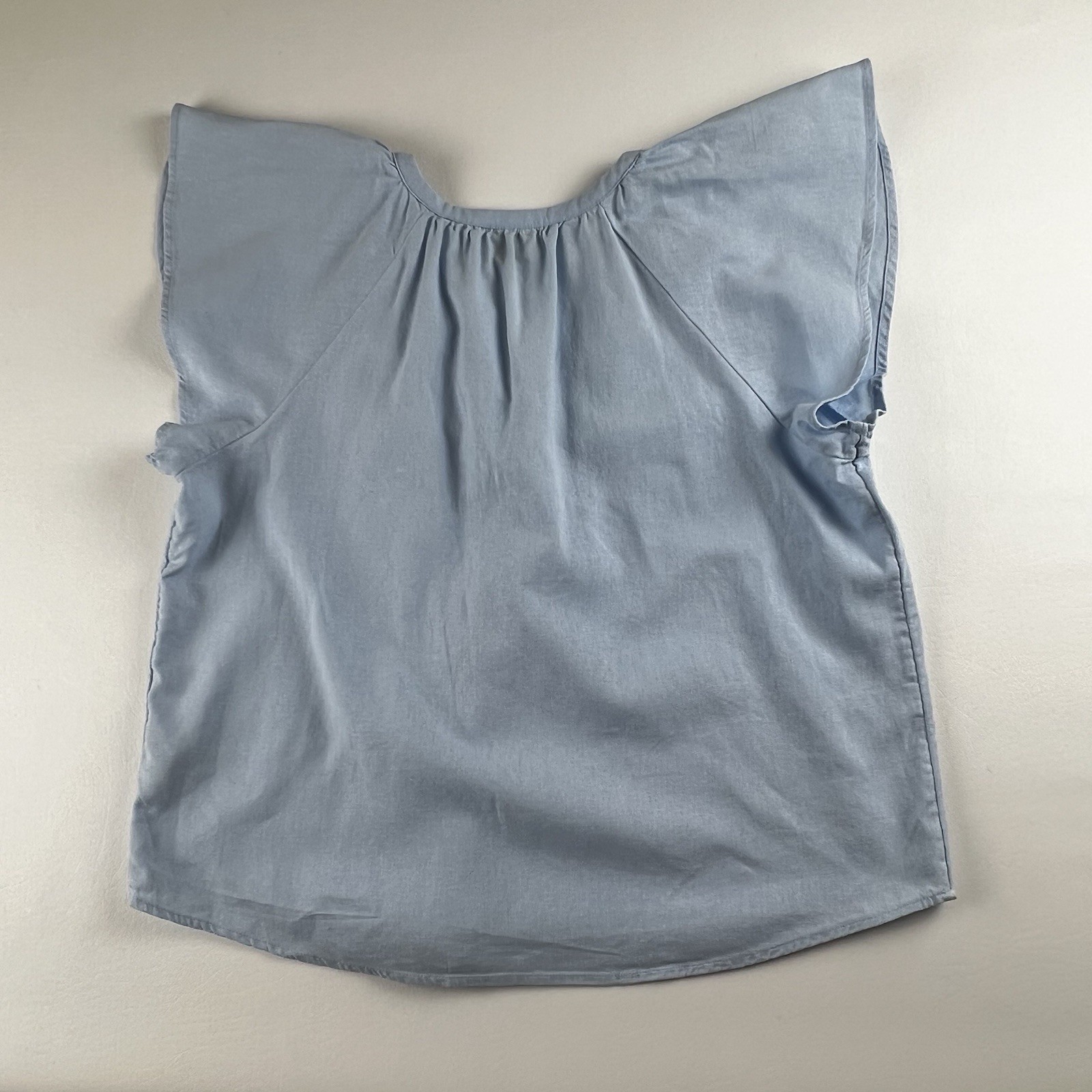 Universal Thread Light Blue Blouse Women’s 55% Linen/45% Rayon S